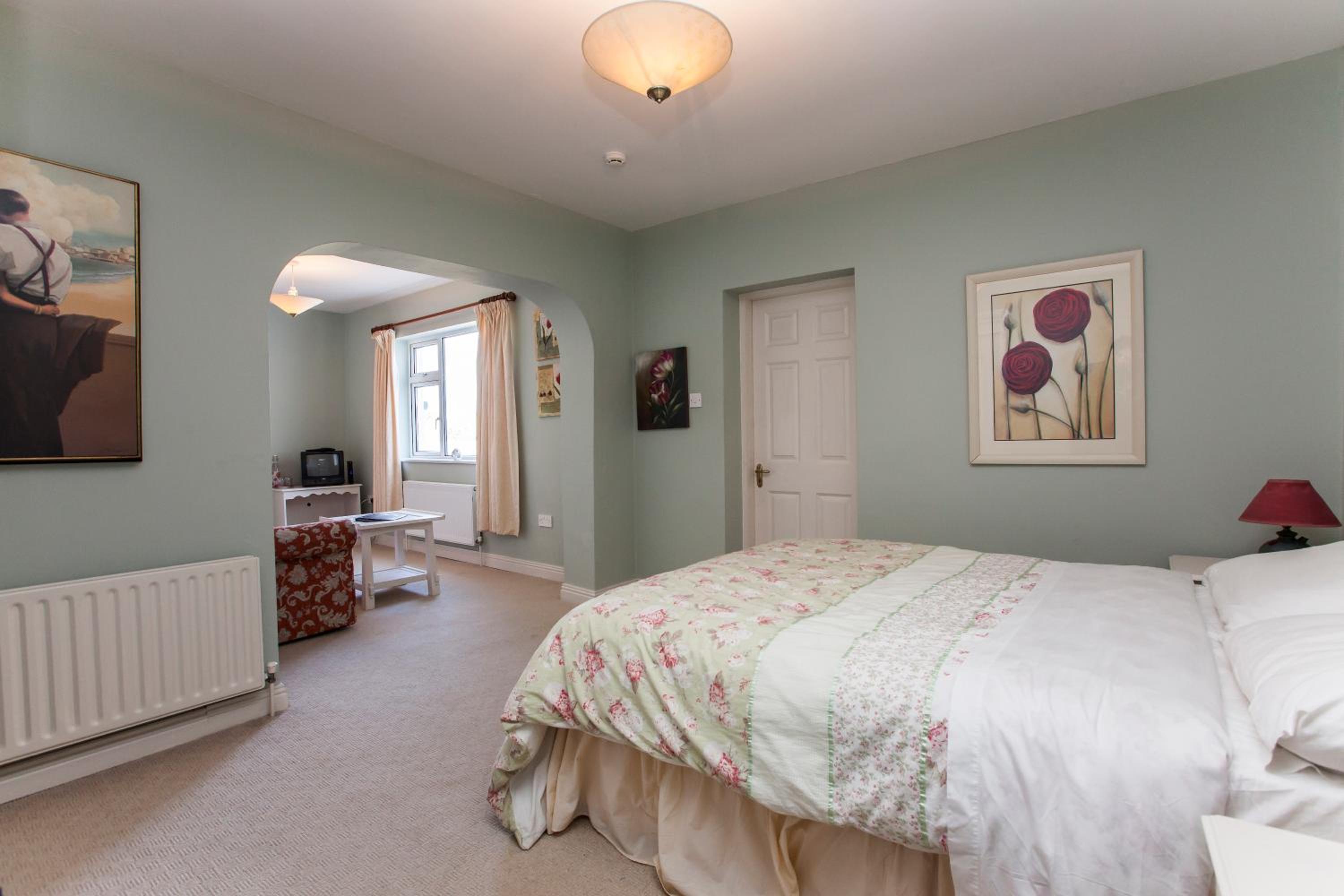 Sunville Bed And Breakfast view 3