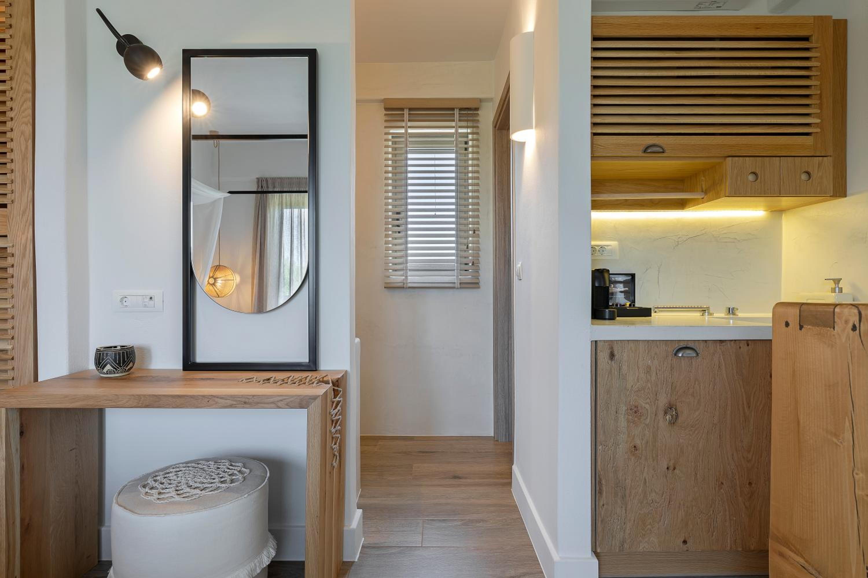 Evais Boutique Houses & Luxury Suites view 5