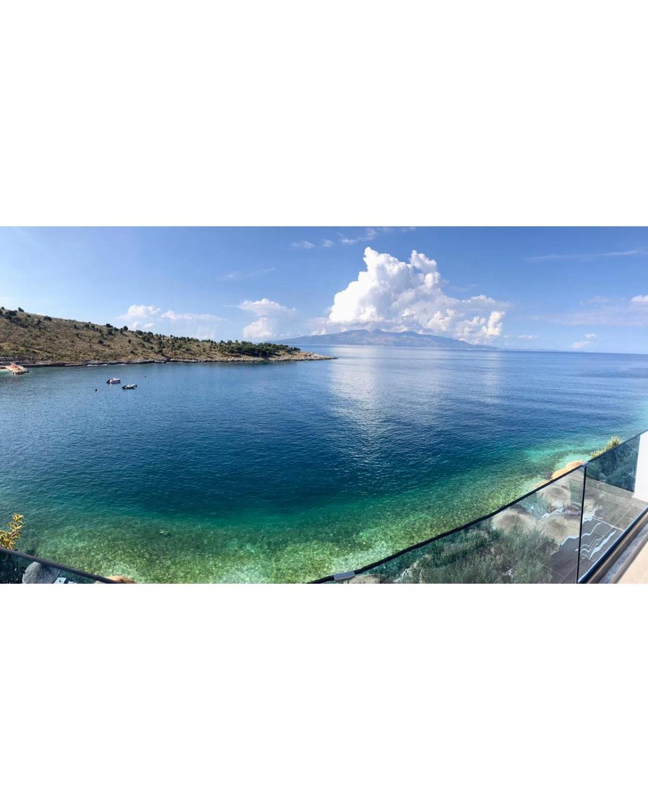 Fabeno Villa