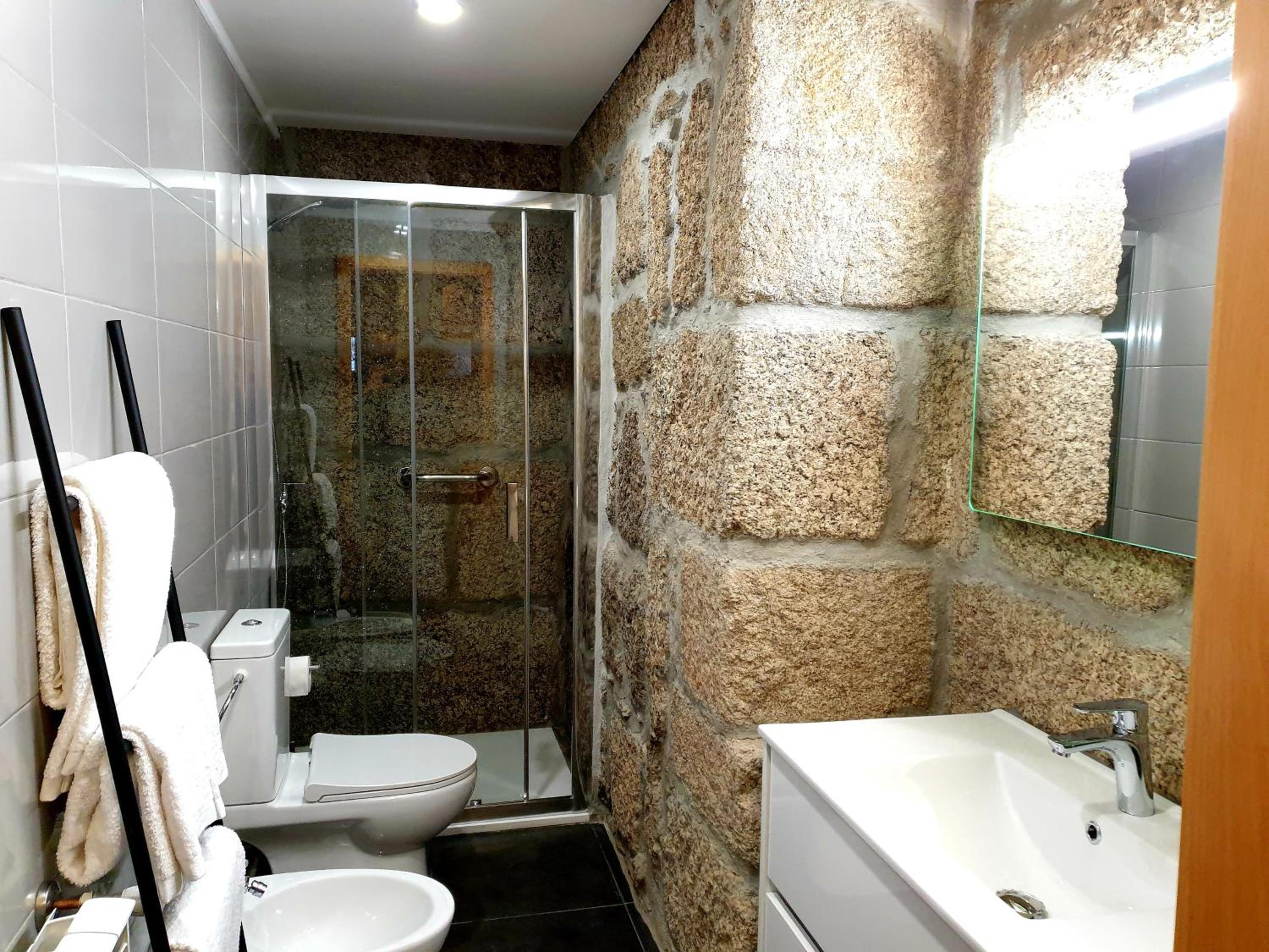 Quinta da Casa dos Santos - Inside Gerês