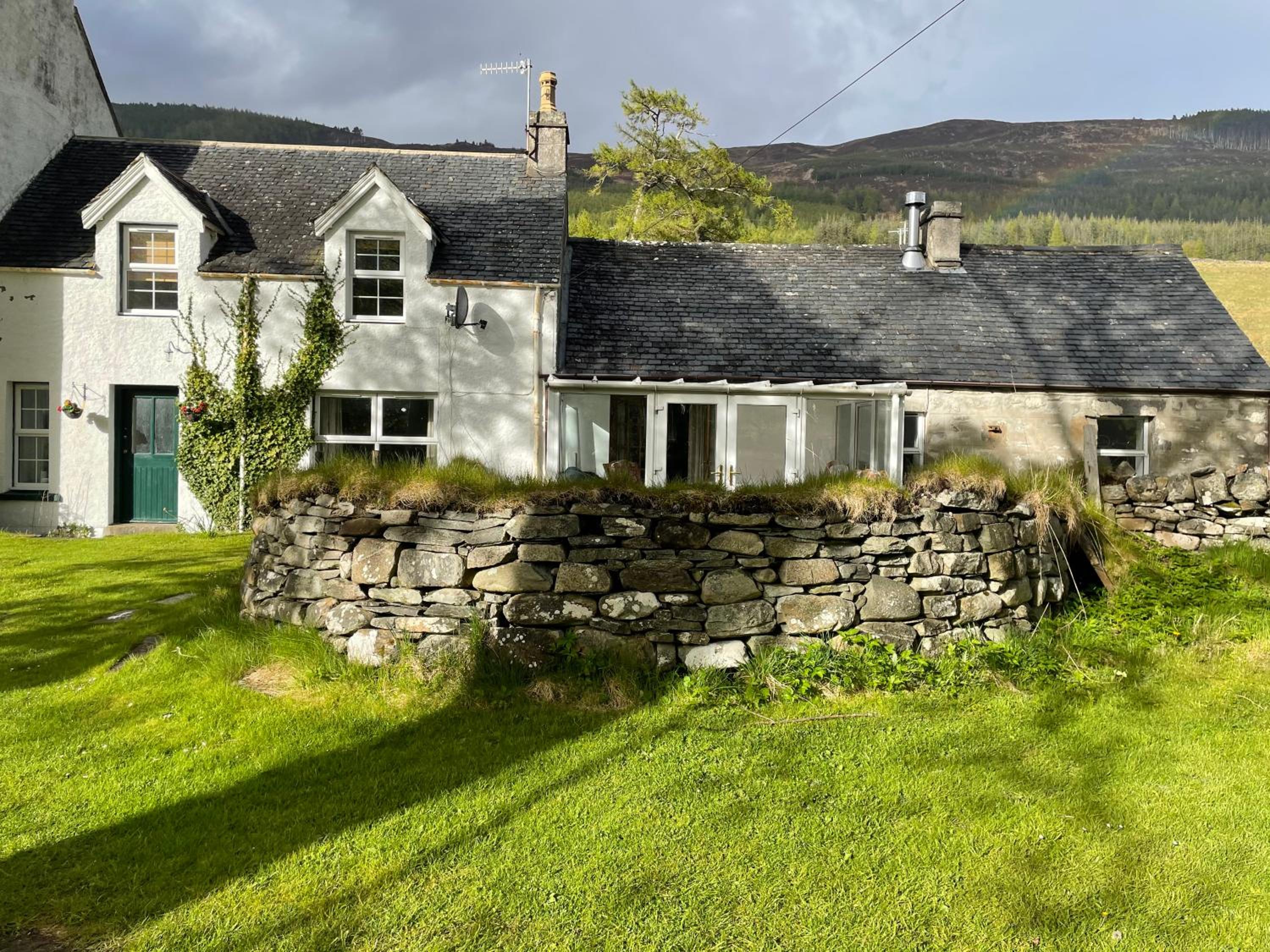 Inverlael Farm Cottages view 4