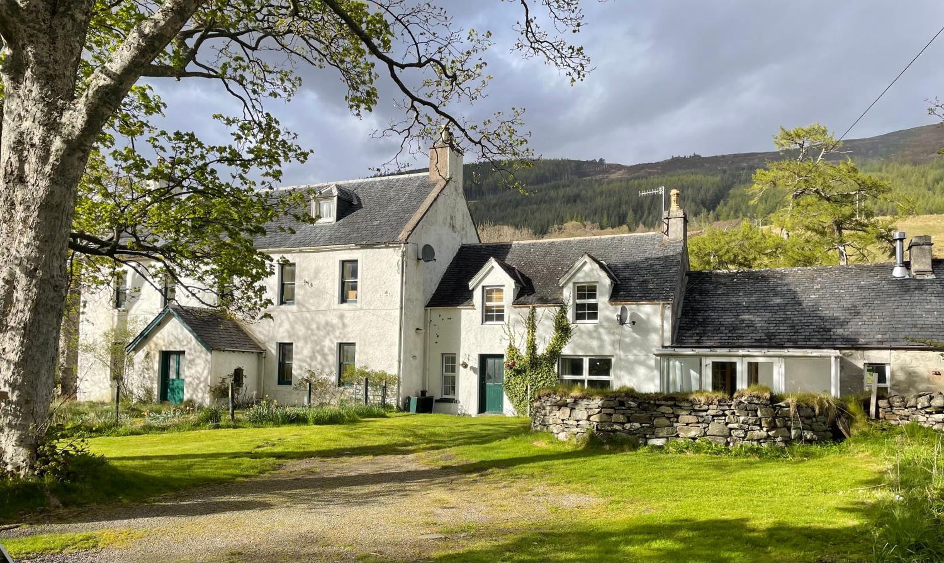 Inverlael Farm Cottages view 2