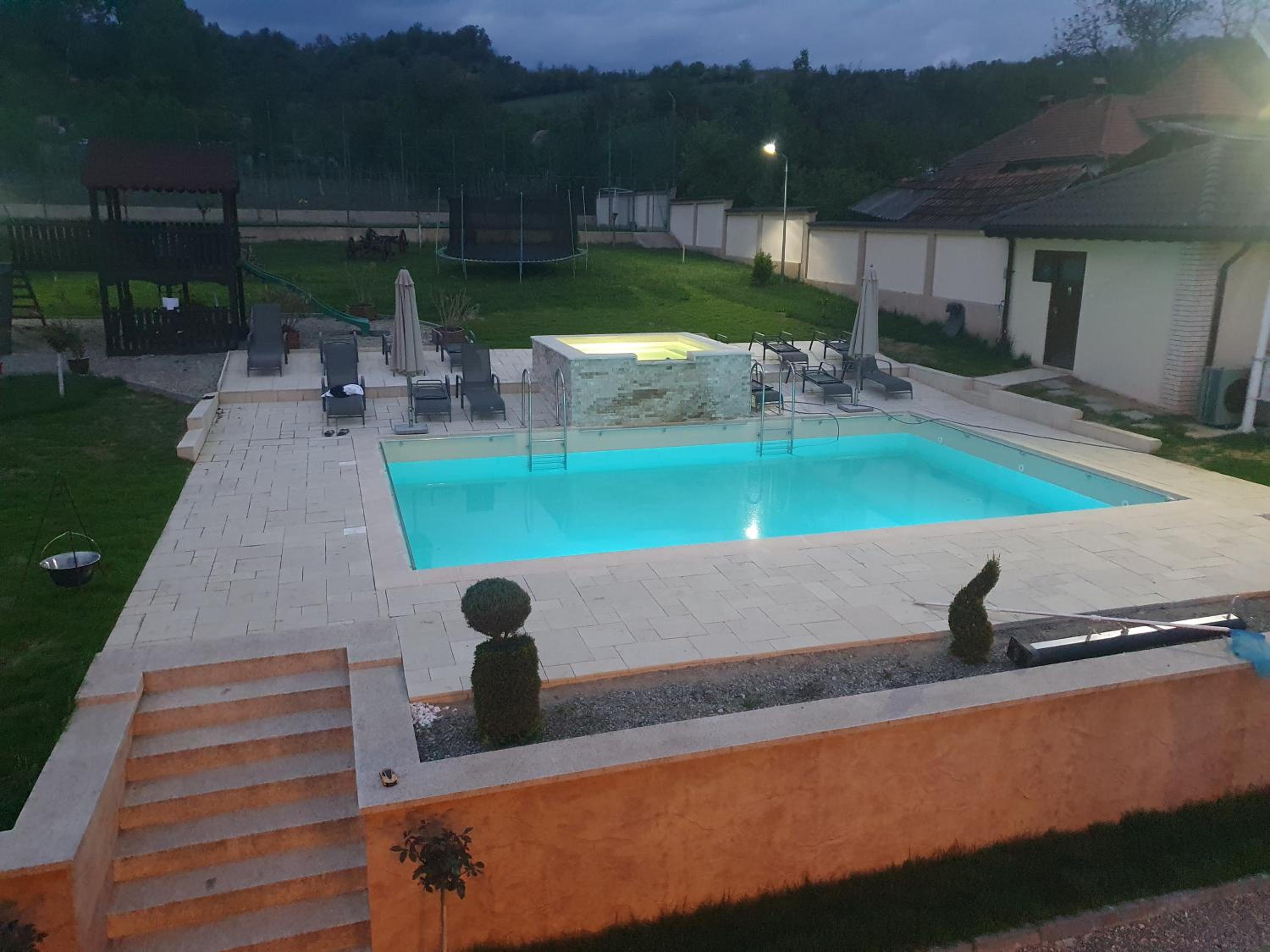 Pensiunea Gabriel view 3