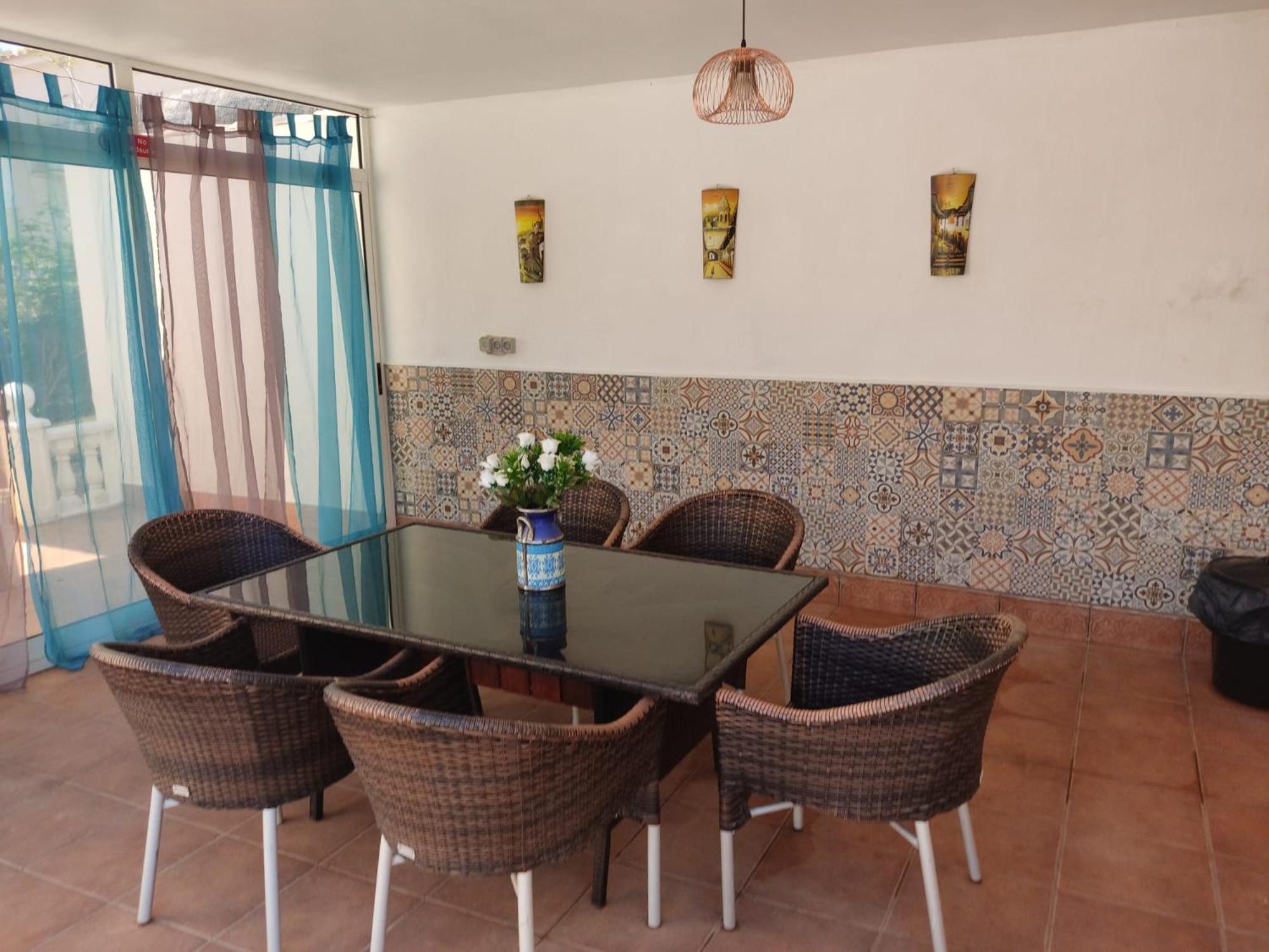 Villa Castillo Nuevo with optional Heated Private Pool en Cartagena — dining