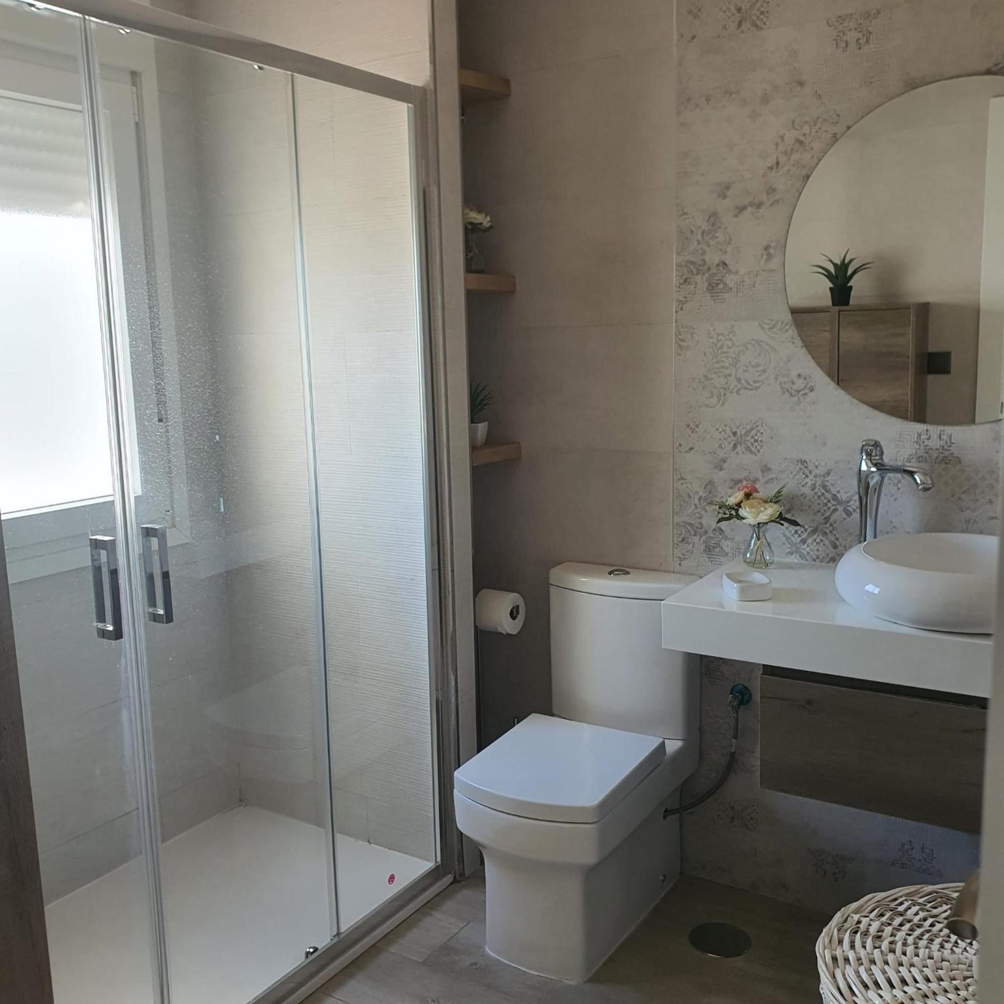 Niza Beach en Málaga — bathroom