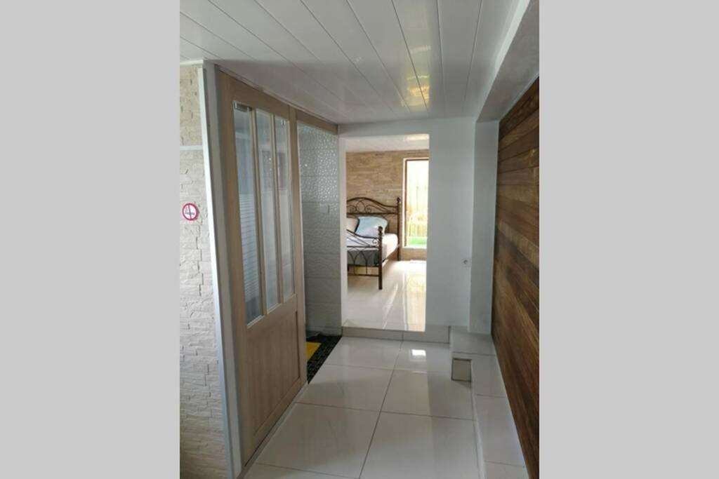 Studio lumineux vue exceptionnelle sur la mer view 4