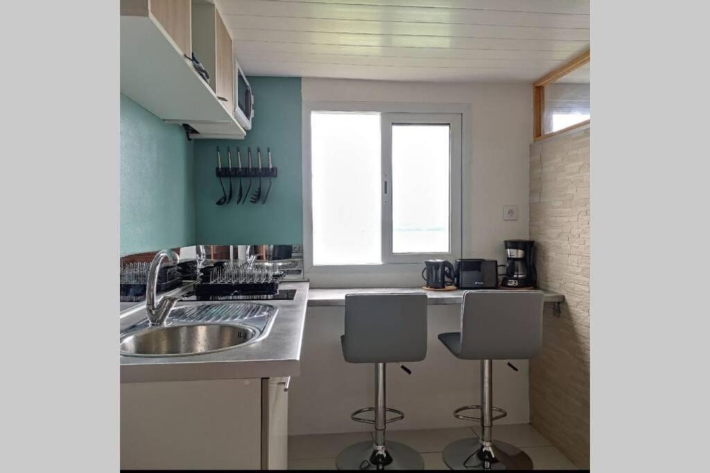 Studio lumineux vue exceptionnelle sur la mer view 3