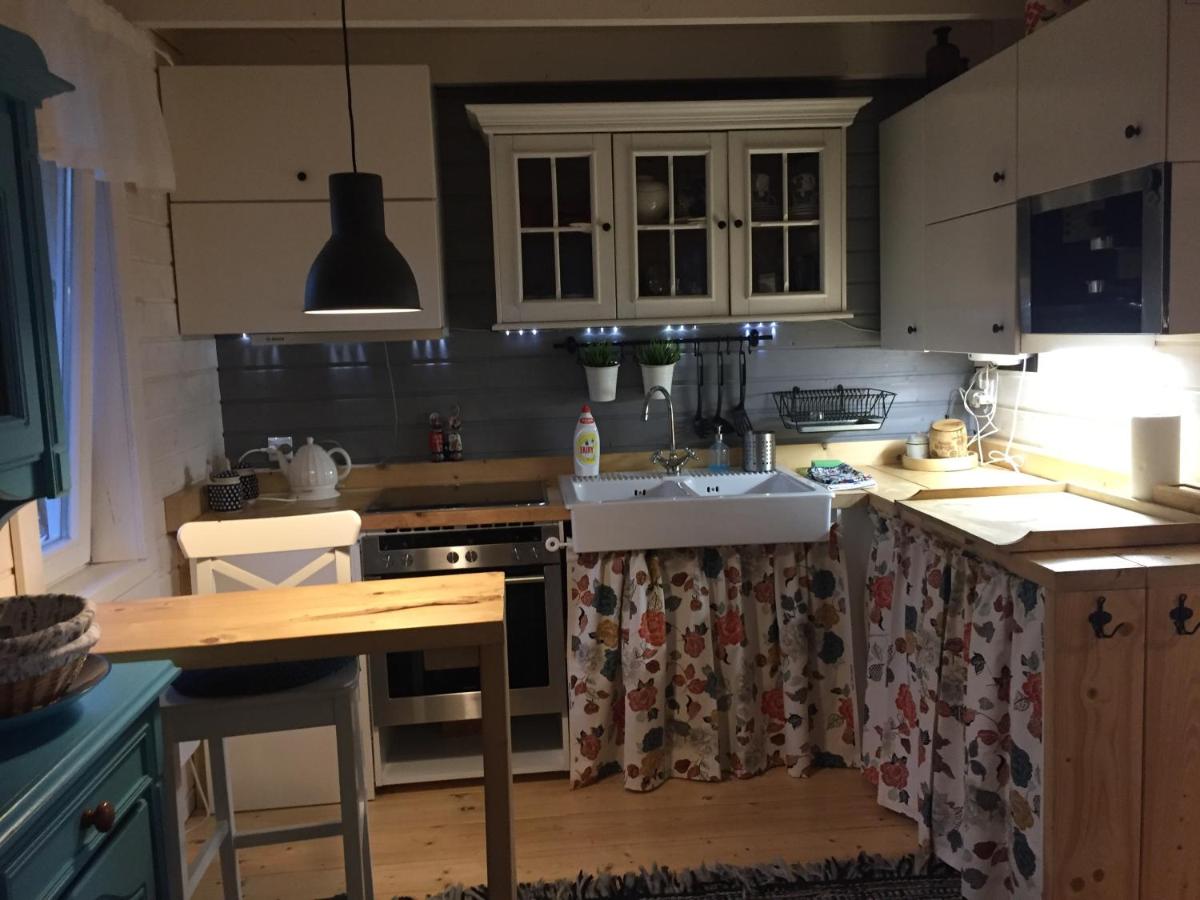 Photo 8