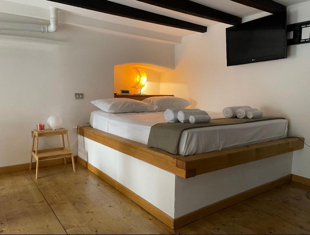 LaFilo Apartment 3 en Milan — bedroom