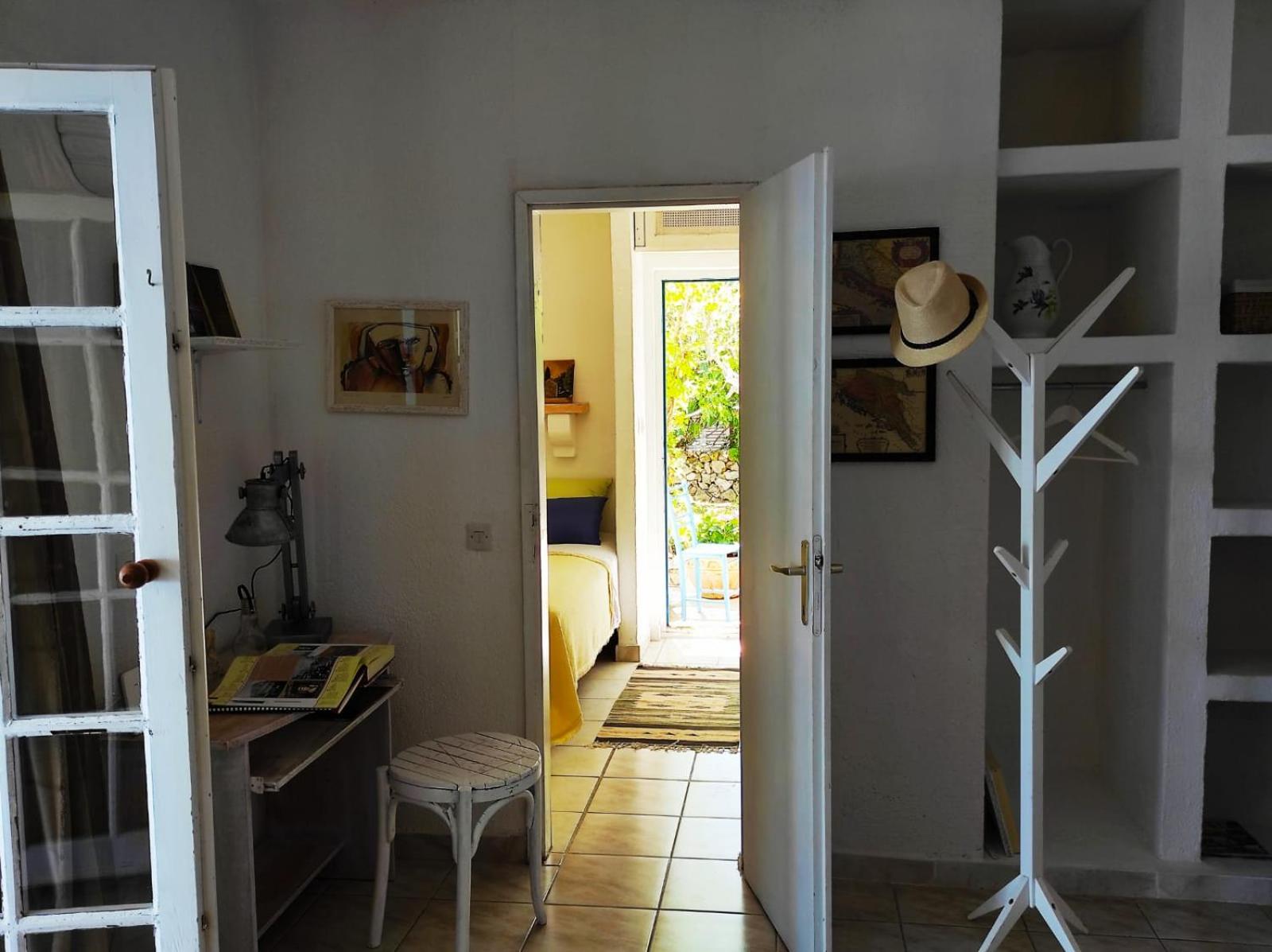 Photo 27