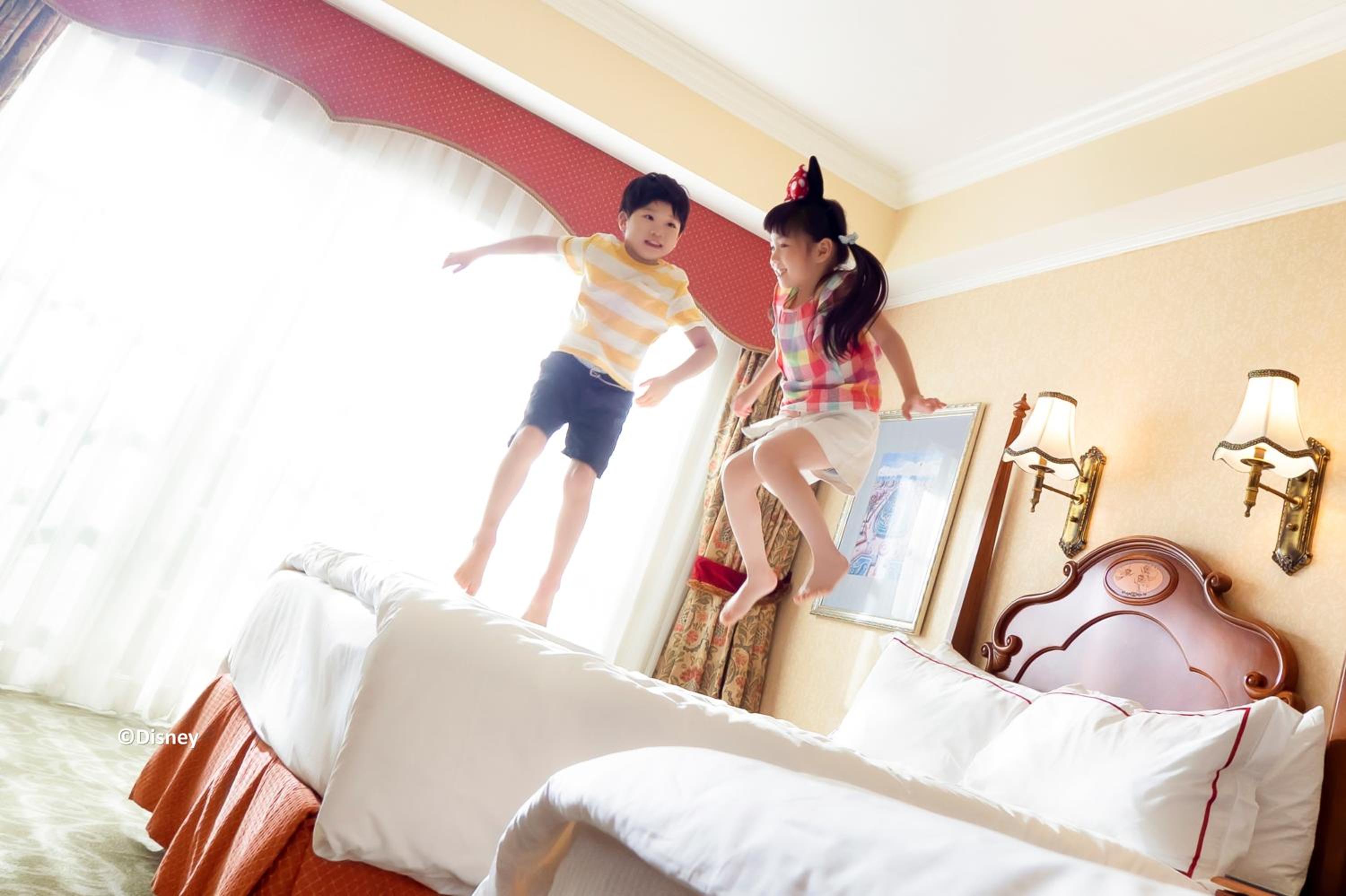 Hong Kong Disneyland Hotel