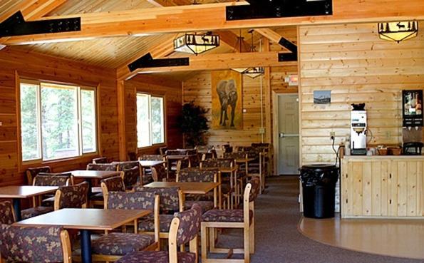 Denali Grizzly Bear Resort