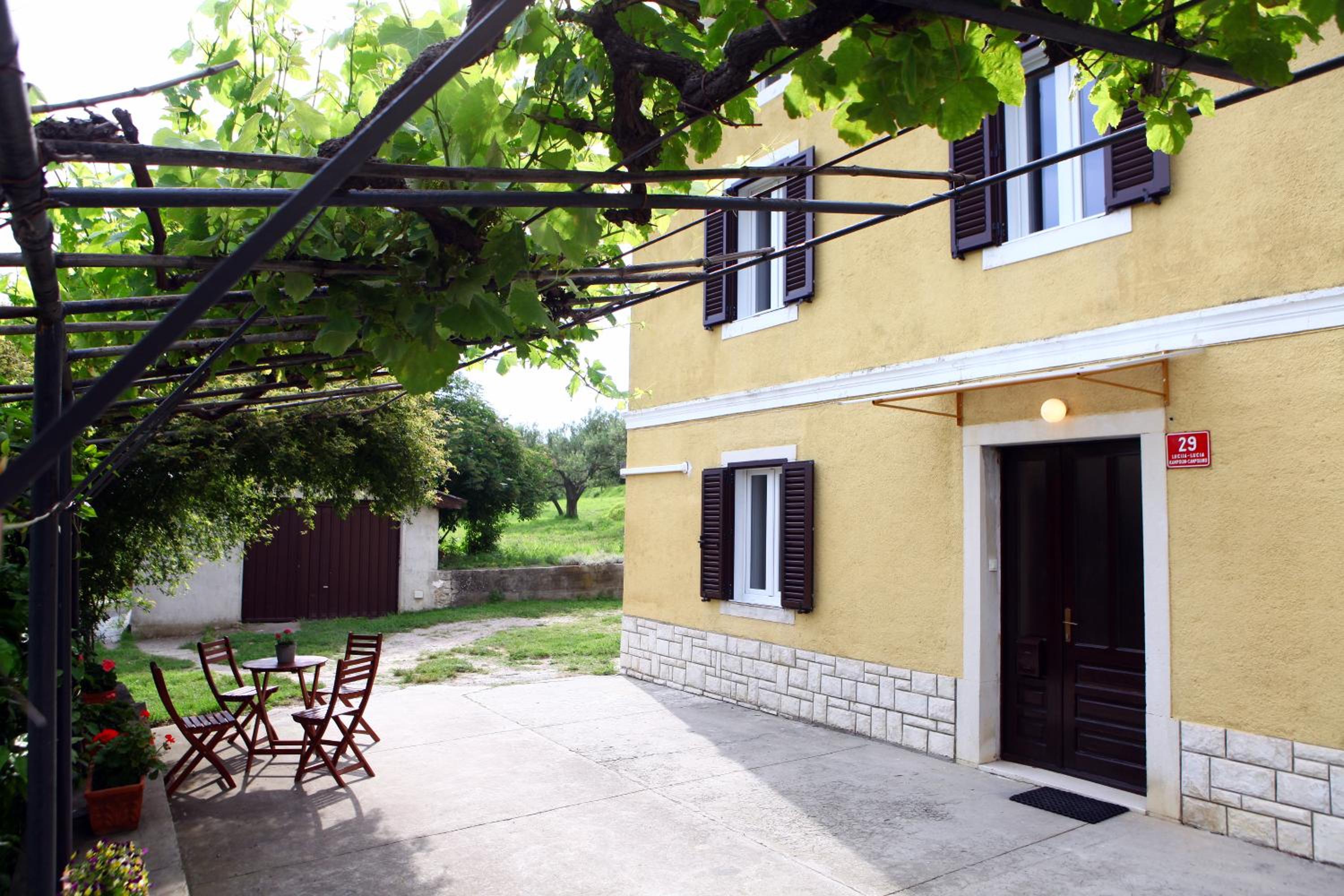 Guesthouse Emilia view 4