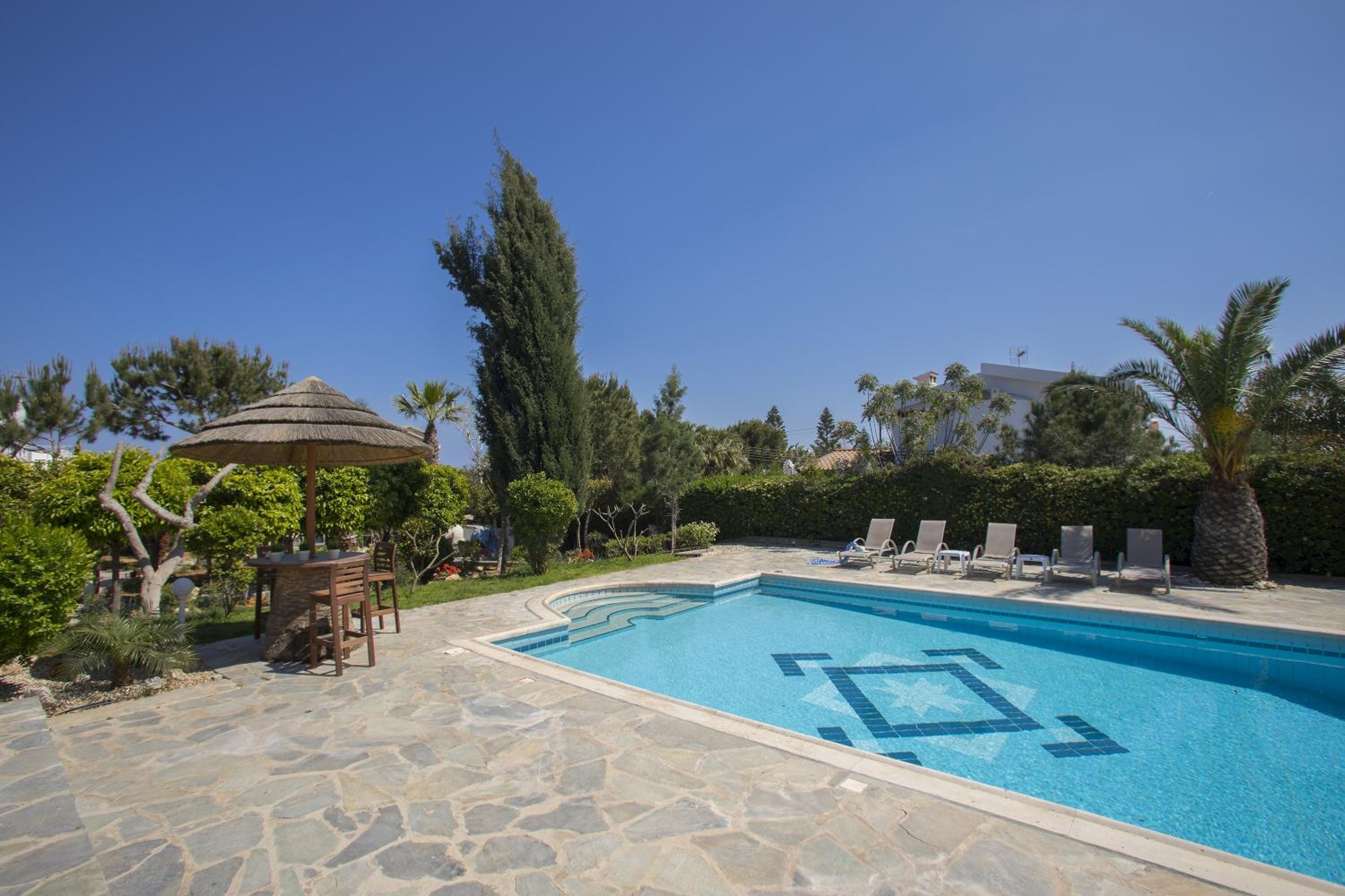 Villa in Ayia Napa with a pool!