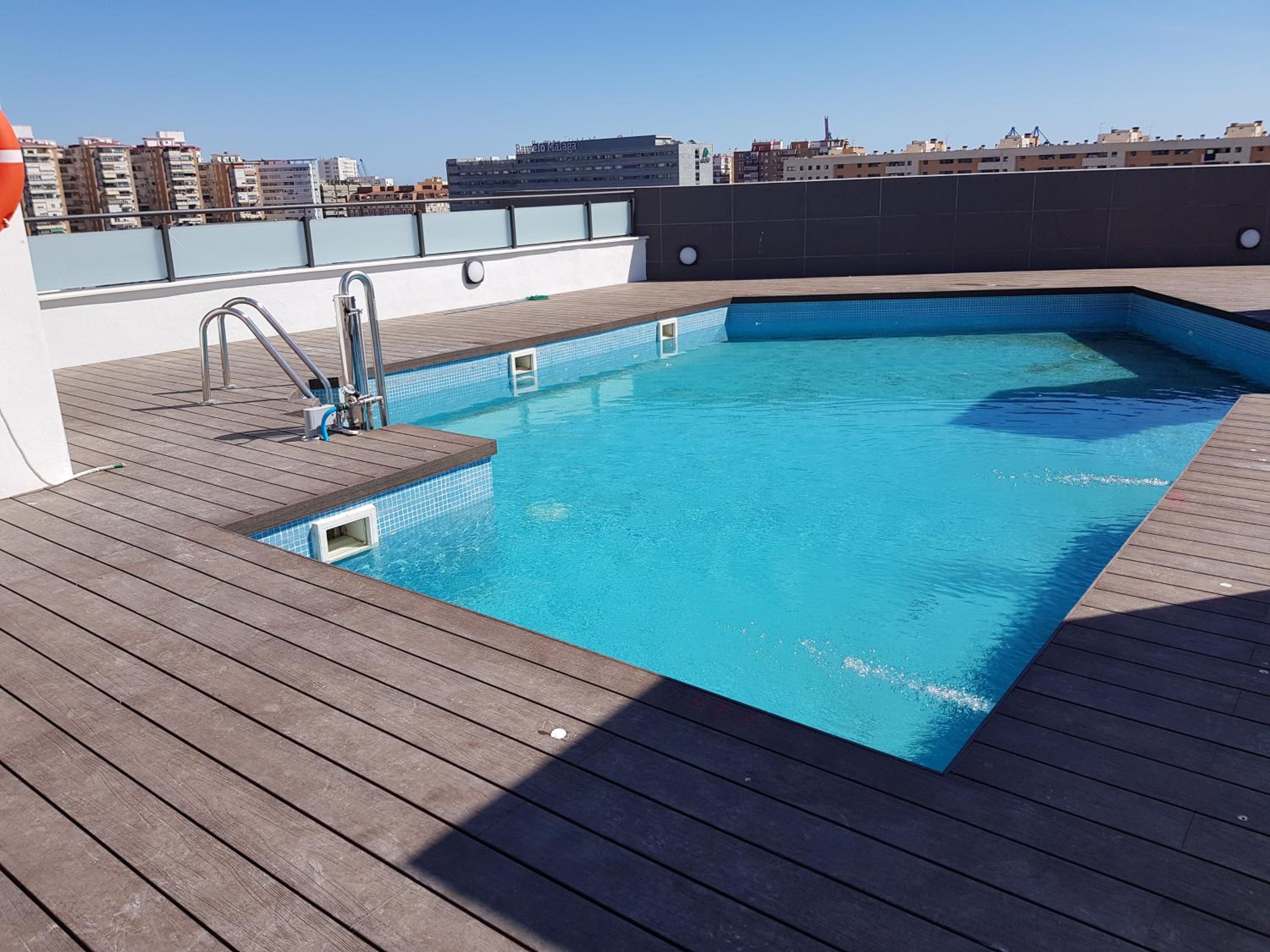 Central Premium Pool Terrace new