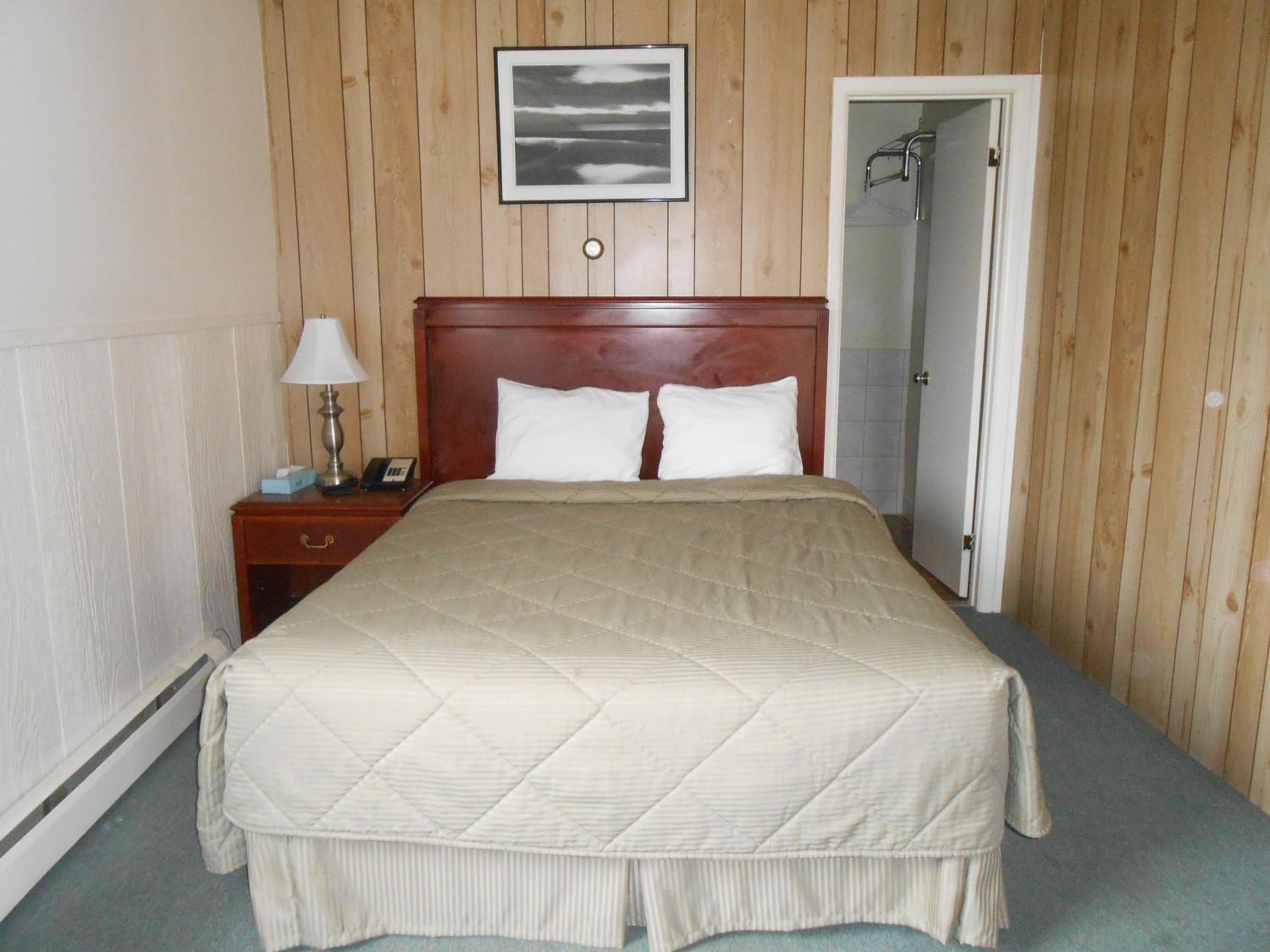Aquarius Motel