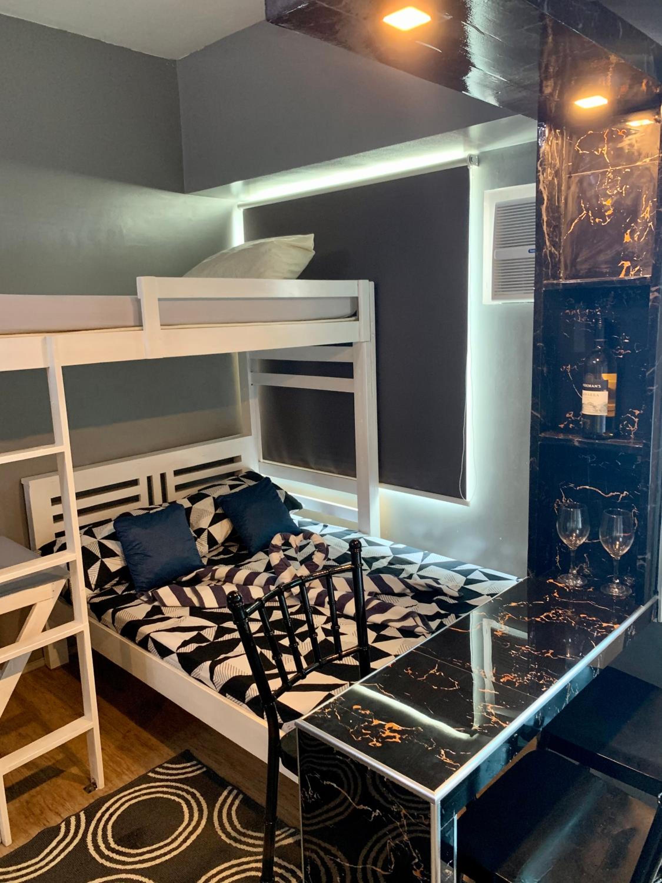 Anuva Condominium with Netflix view 5