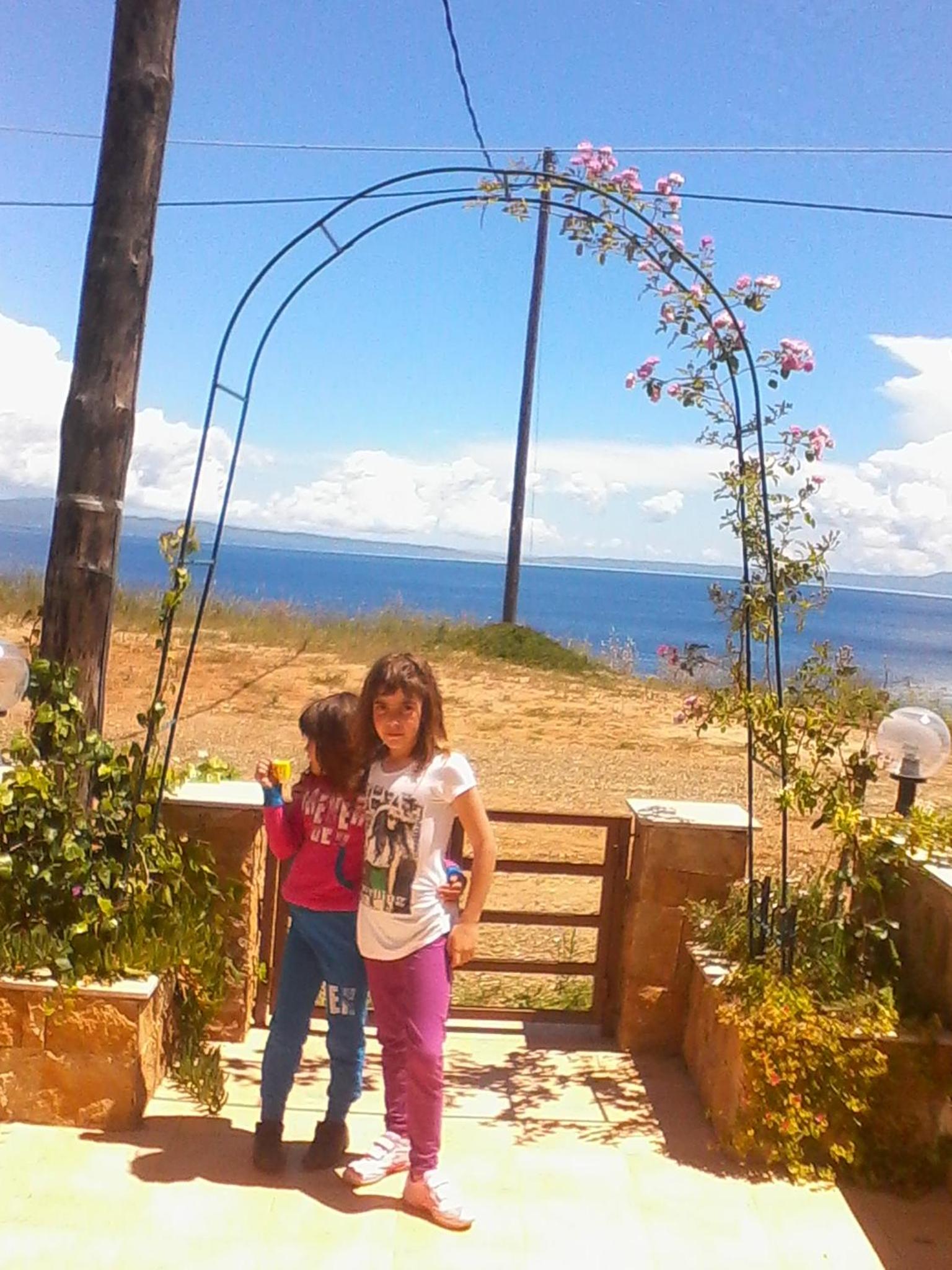 House in Front of the Sea view 4