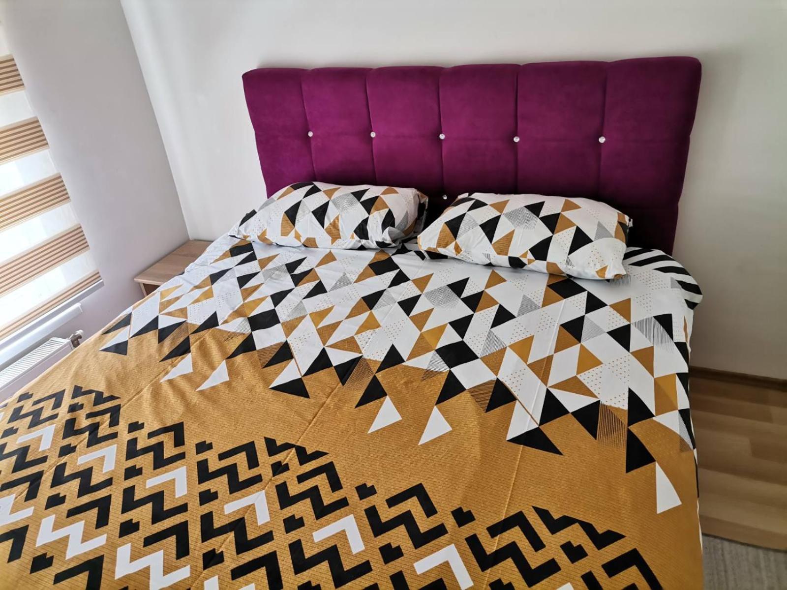 Centar Apartman ENMI 111