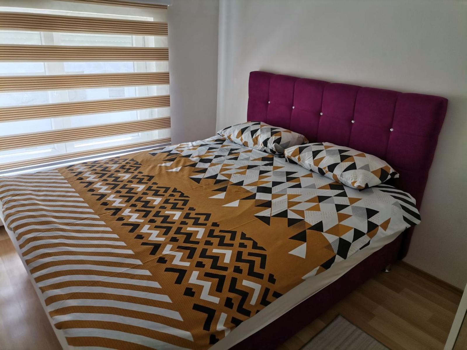 Centar Apartman ENMI 111