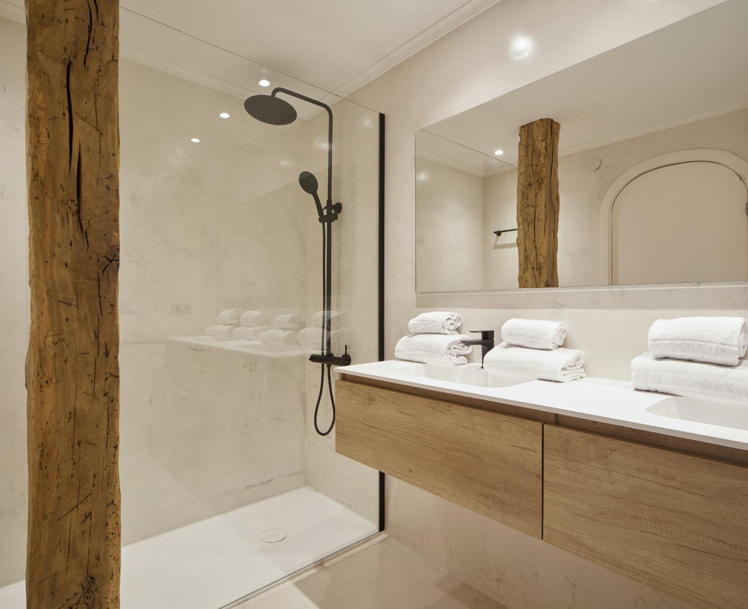 Always Easy I Ondarreta