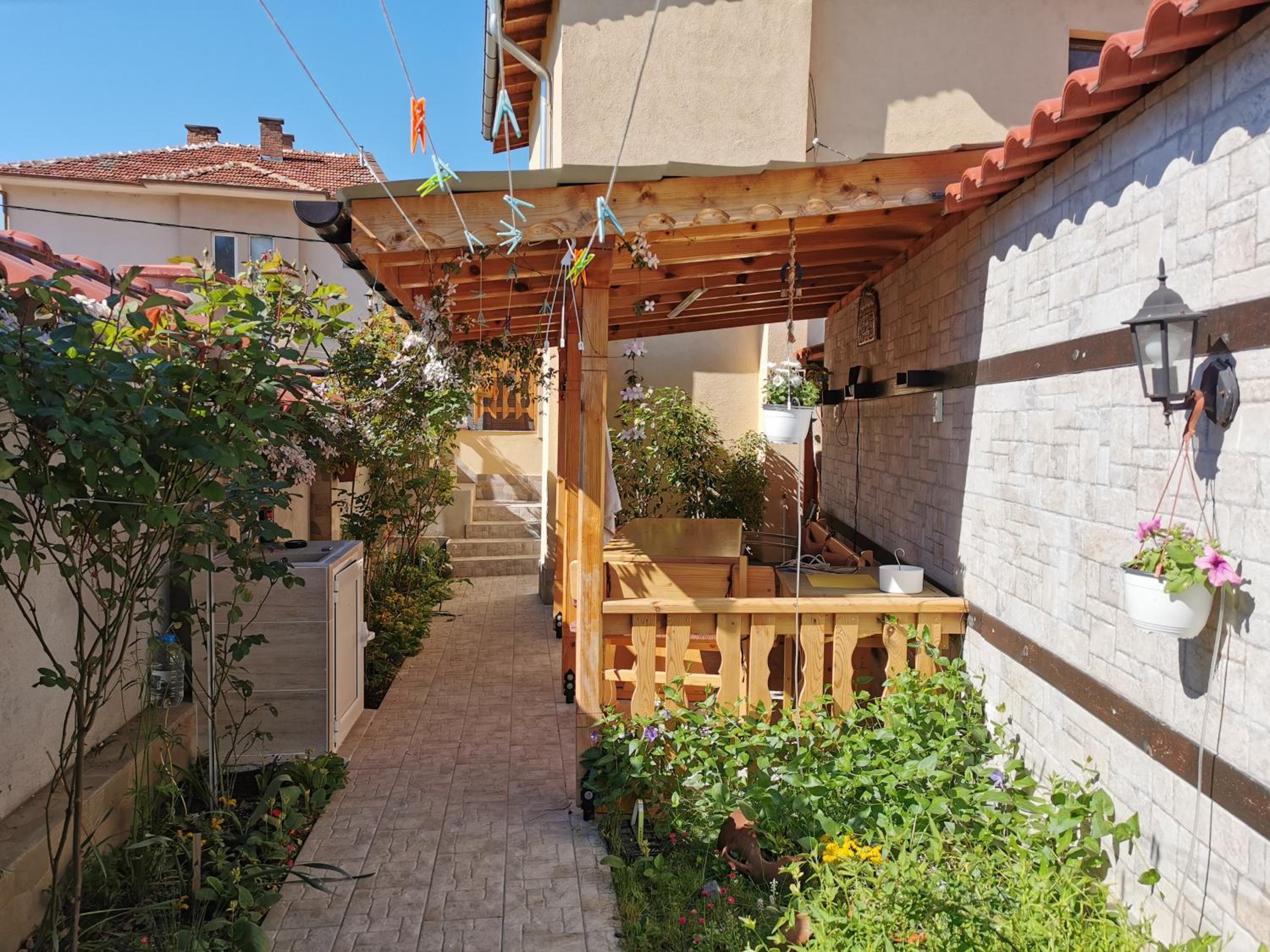 Rose valley guest house