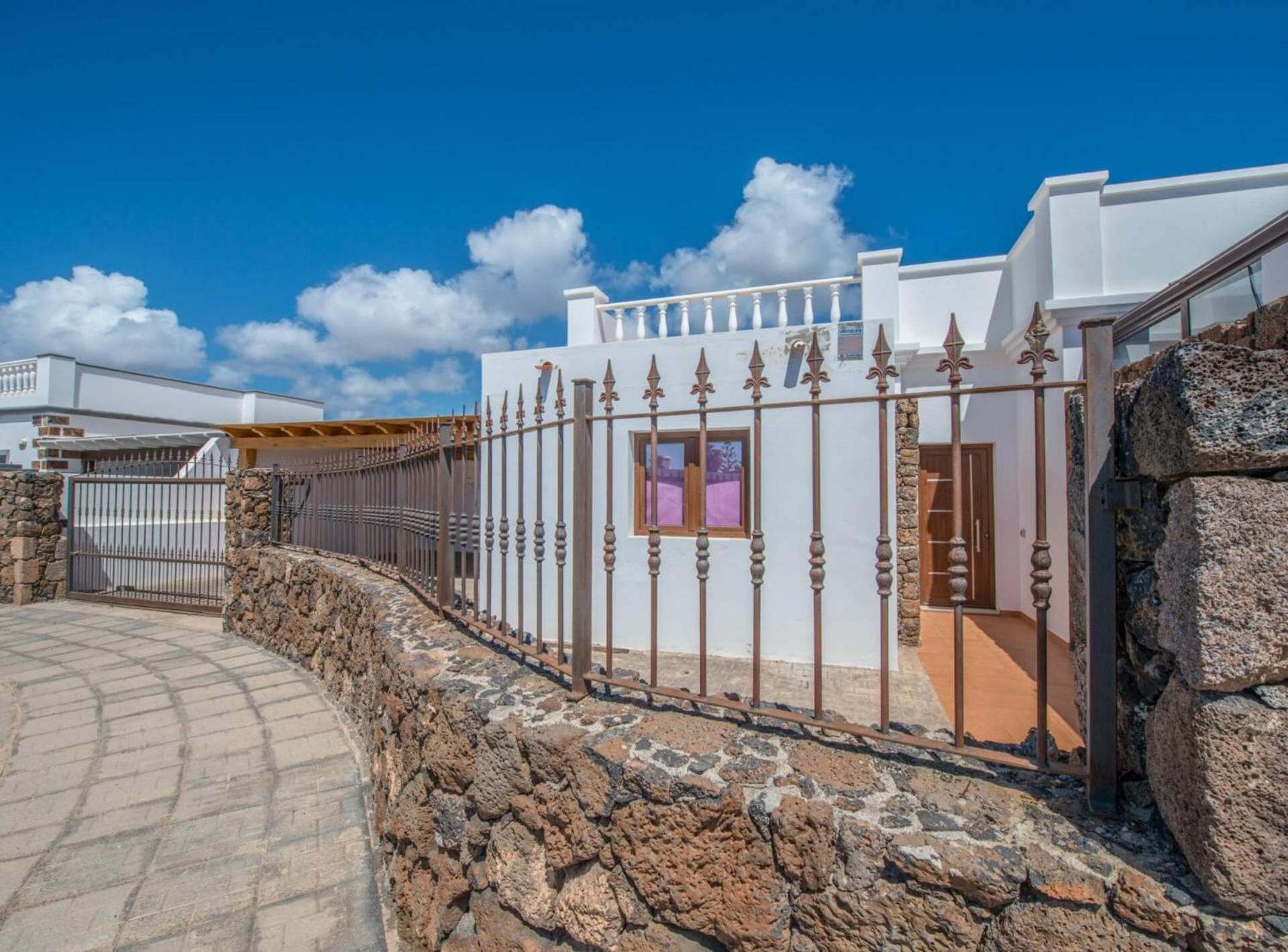 Villa Bonilla con piscina climatizada y jacuzzi