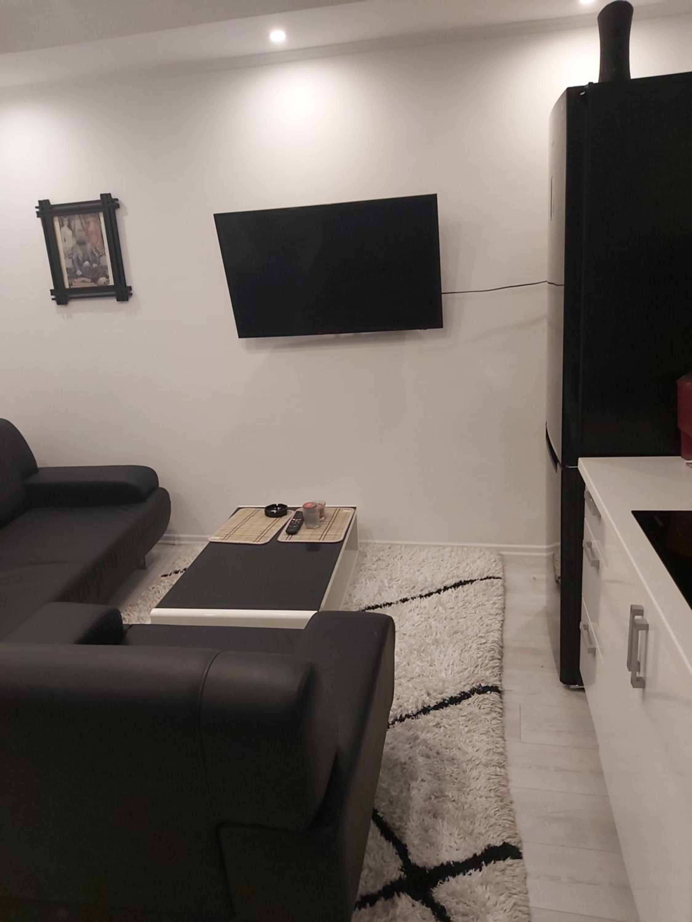 Walk Everywhere - Old Town Apartment
