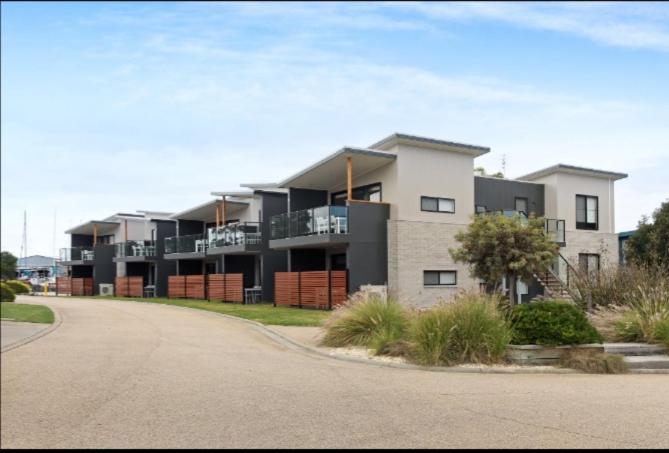 Captains Cove Ground Floor Luxury Apartments