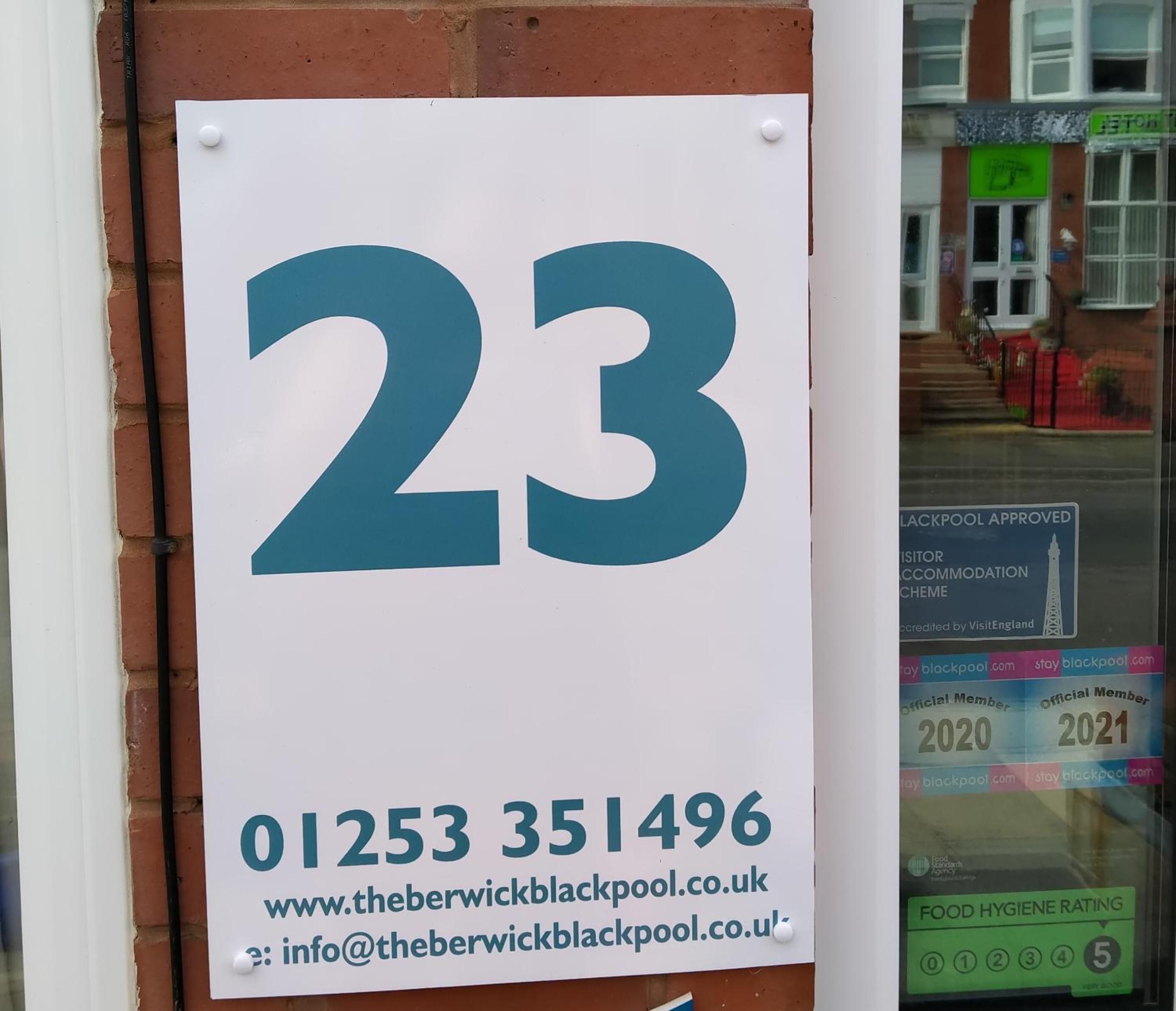 The Berwick - Over 40's Only