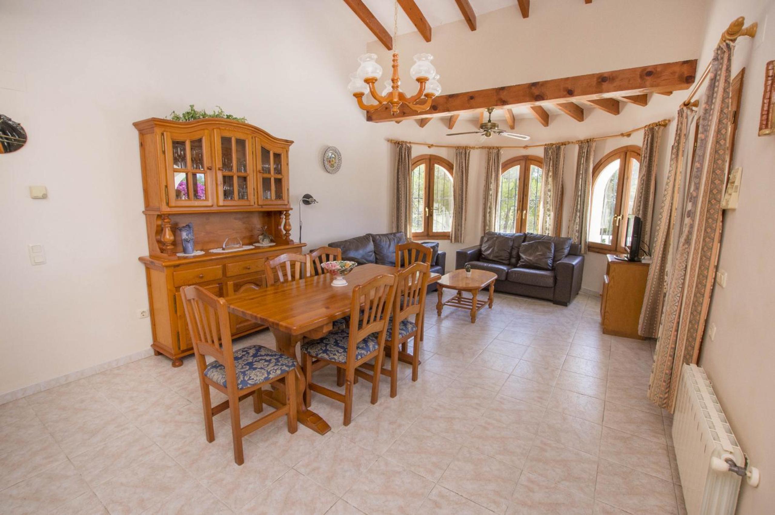 Villa Empedrola