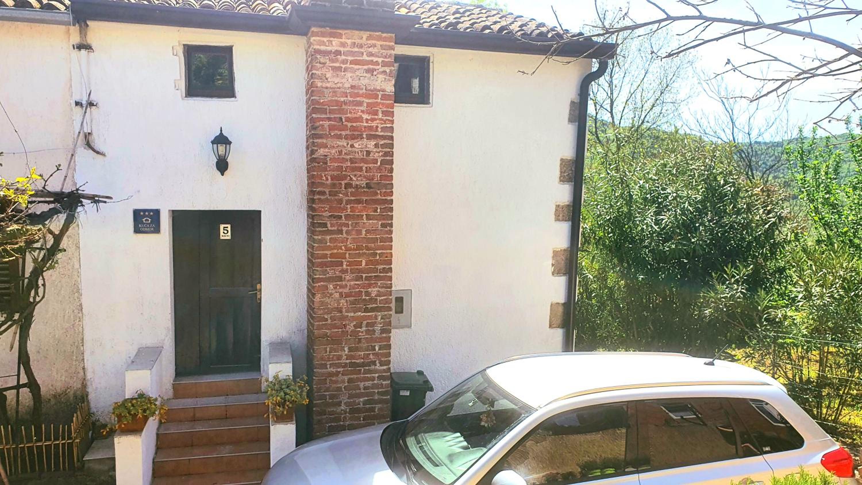 Casa Leonarda - Stone house near Motovun in Central Istria, terrace with views view 4
