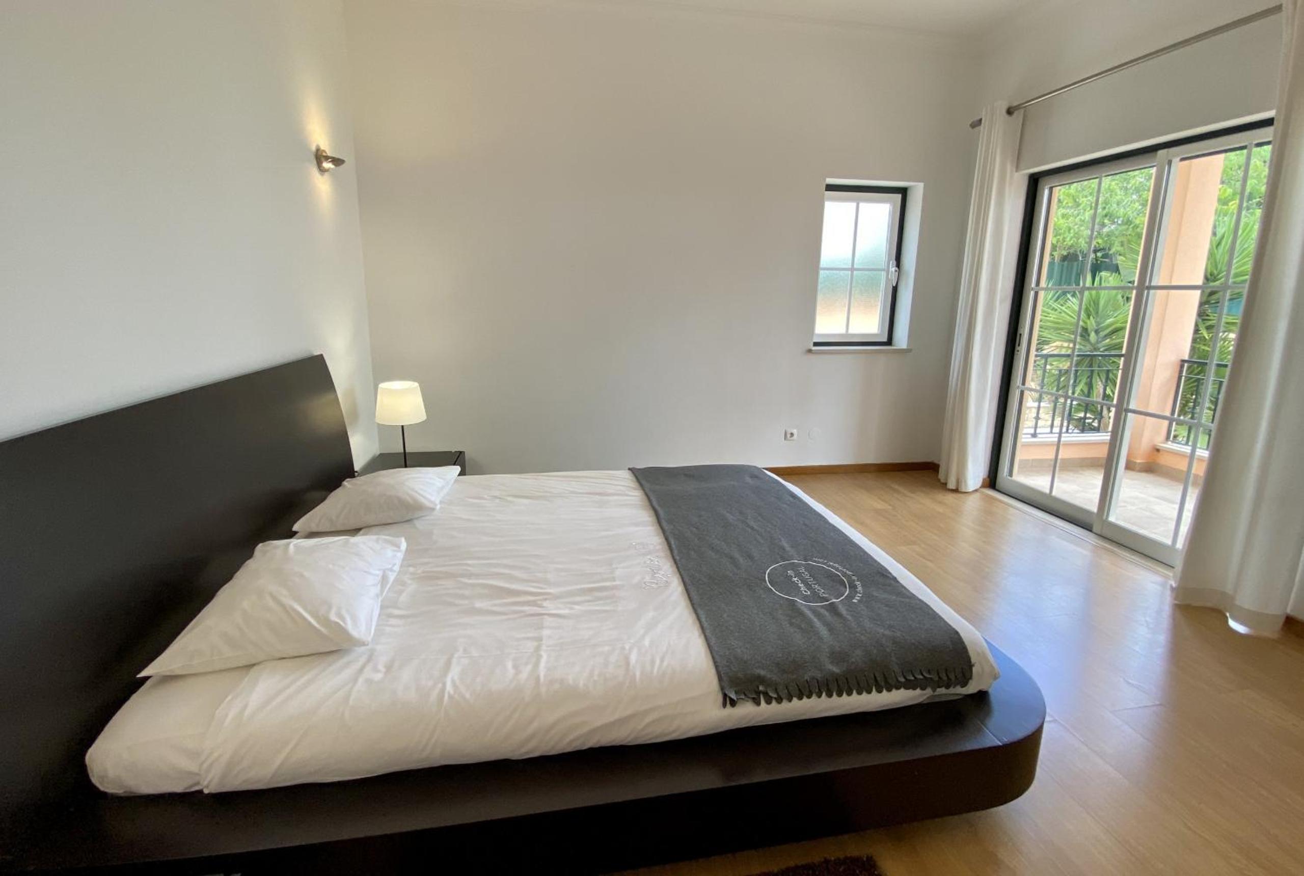 Globo by Check-in Portugal
