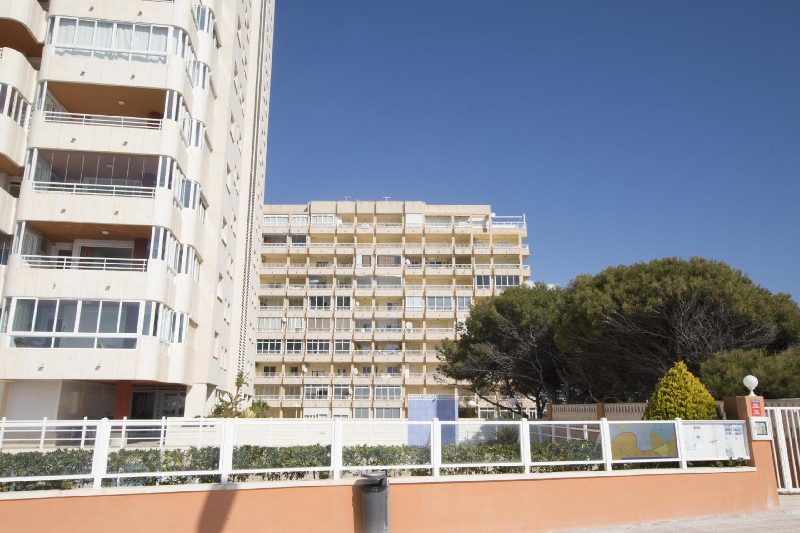 Edificio La Reina photo 3