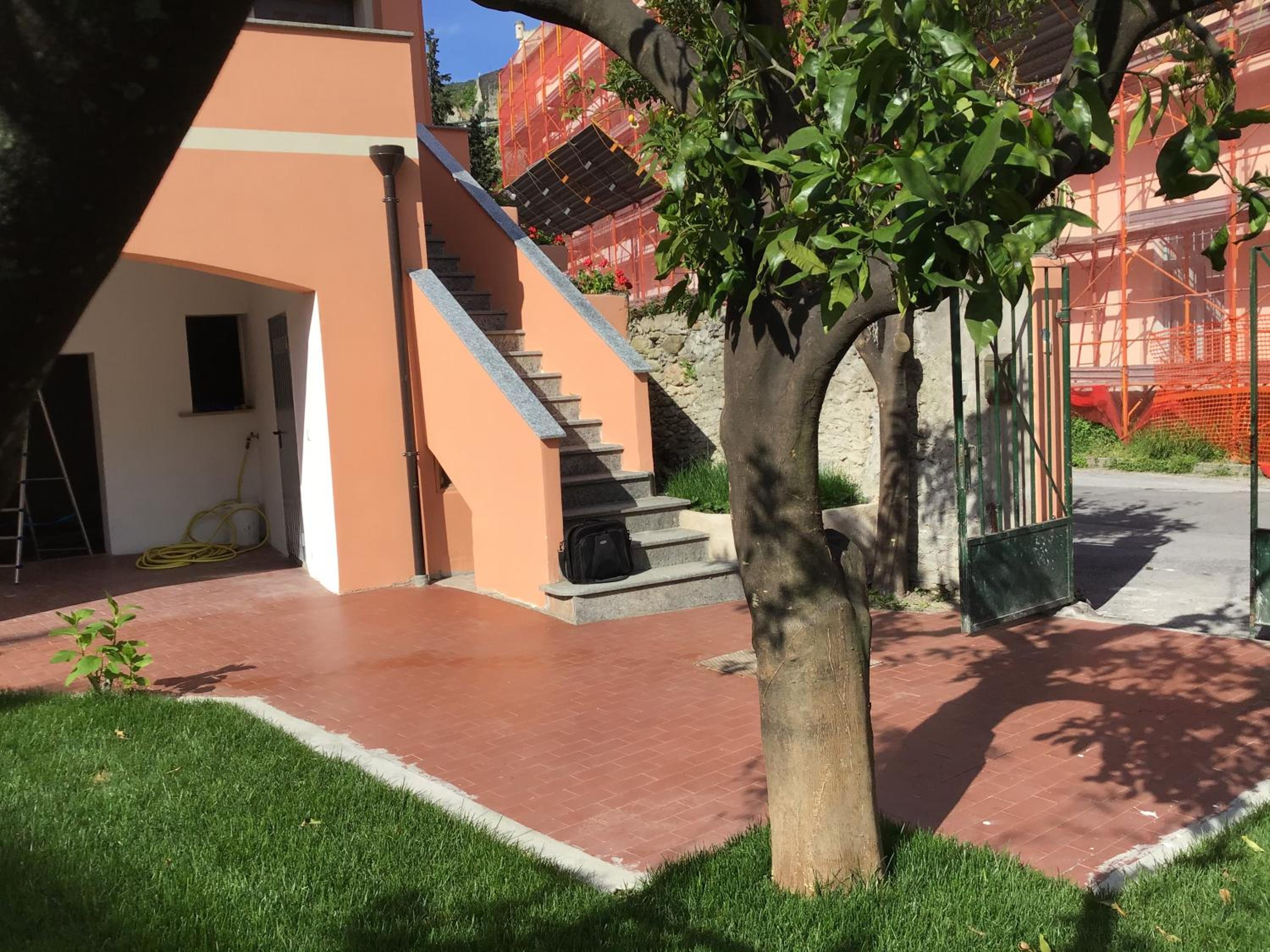 CASA LUIGIA ROOMS MTB in FINALBORGO Bike room view 3