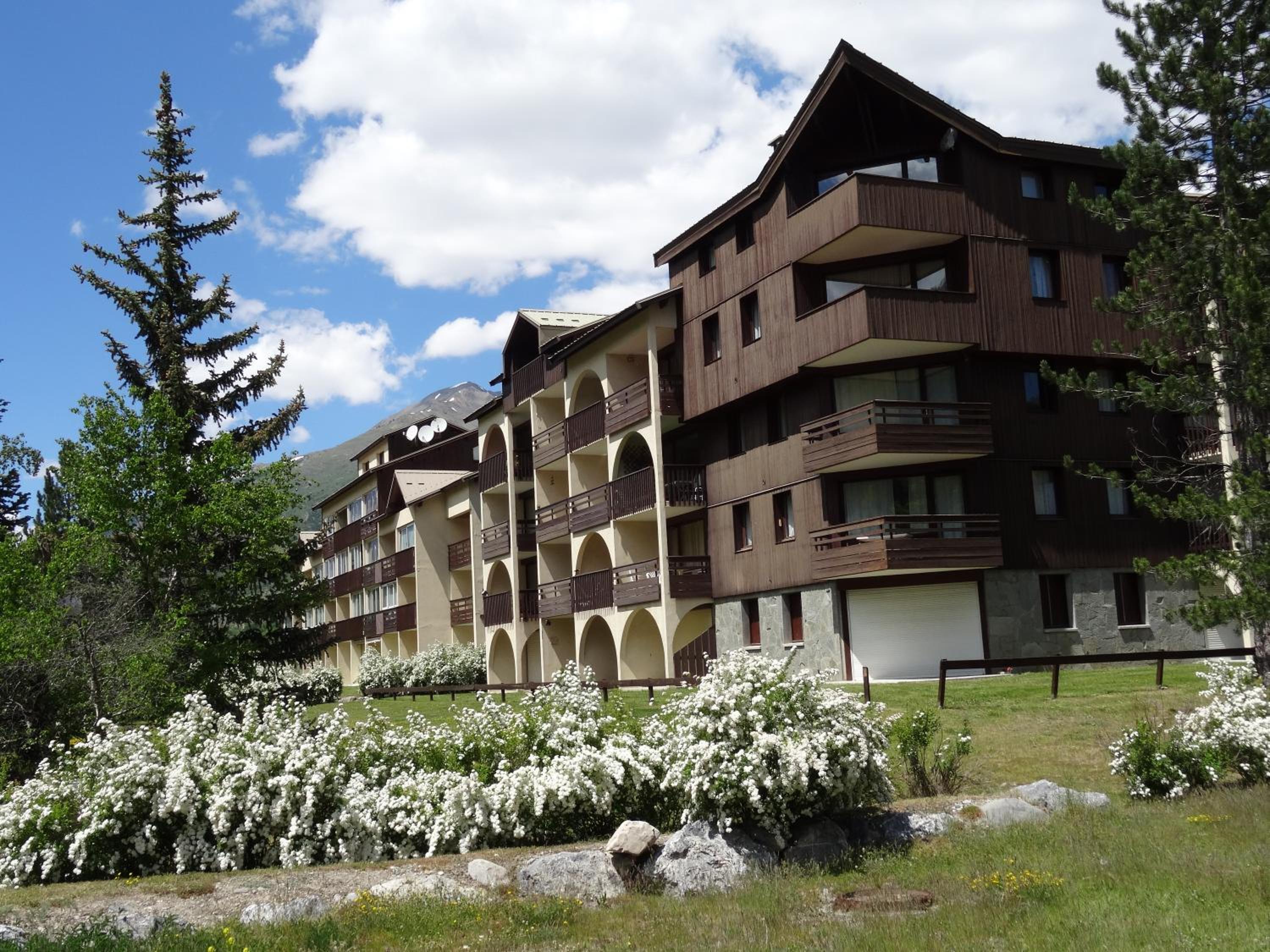 GRAND SERRE CHE view 2