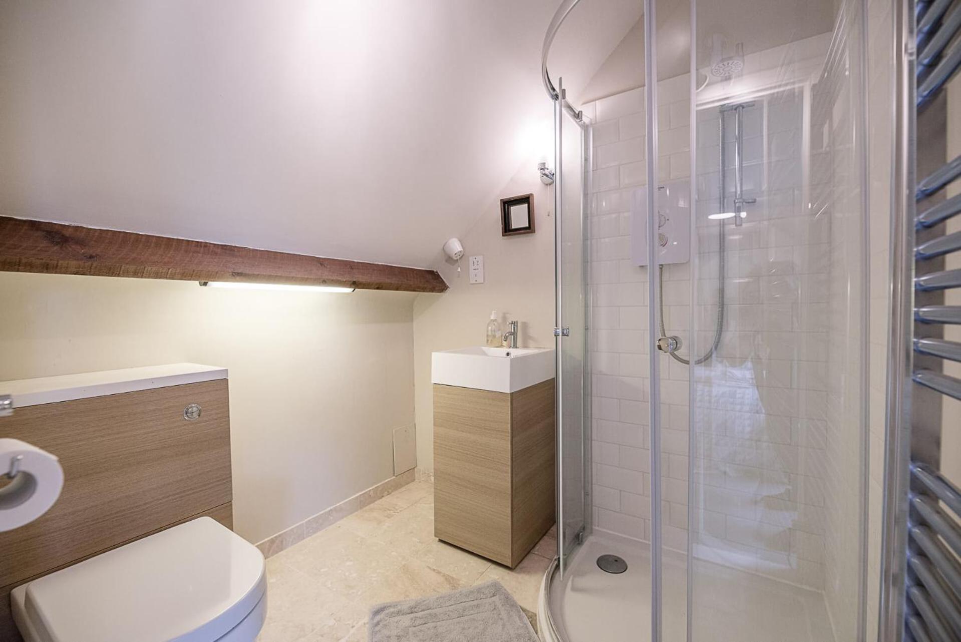 Red House Loft, East Green view 4