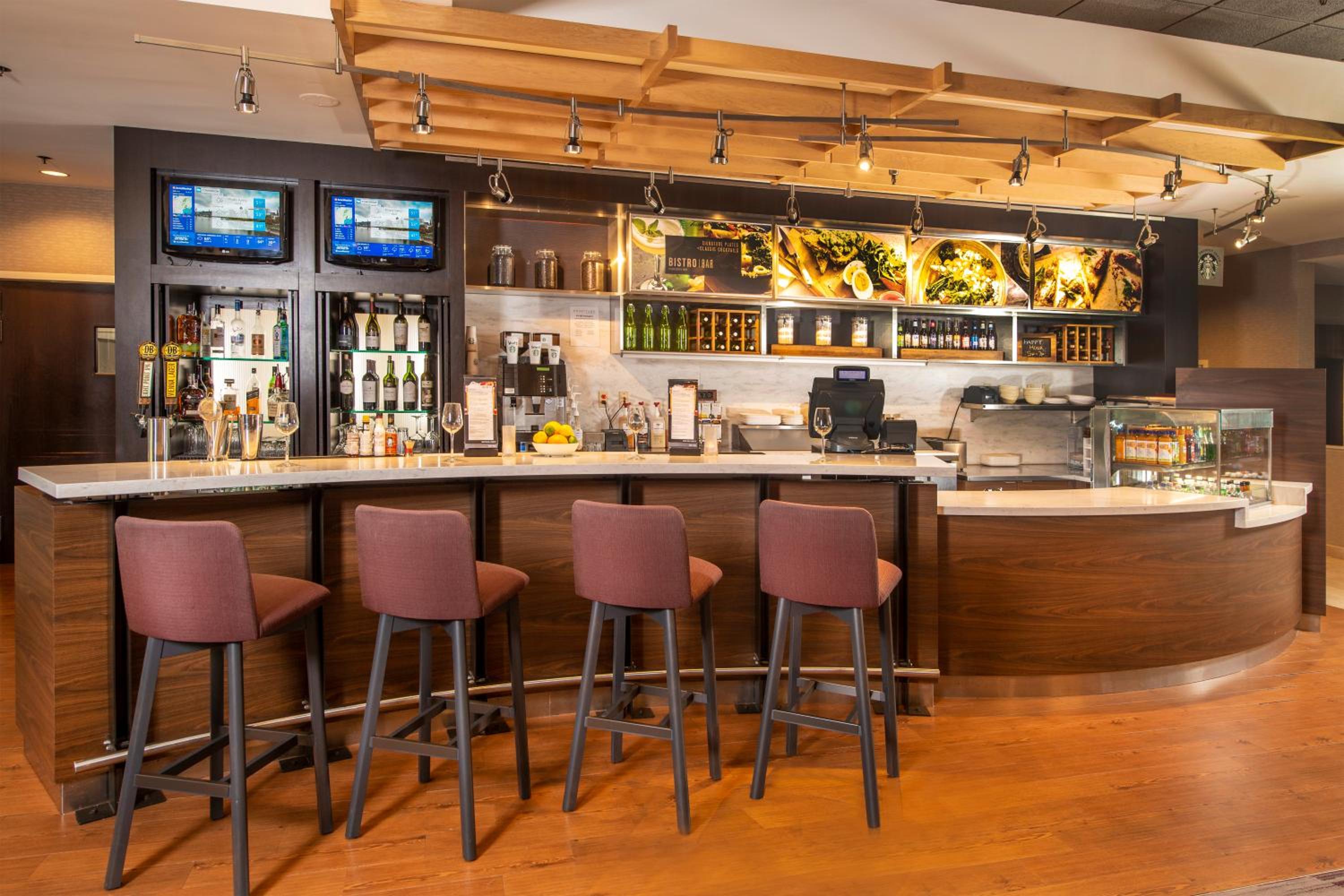Courtyard by Marriott Dulles Airport Herndon/Reston - Property Image 41