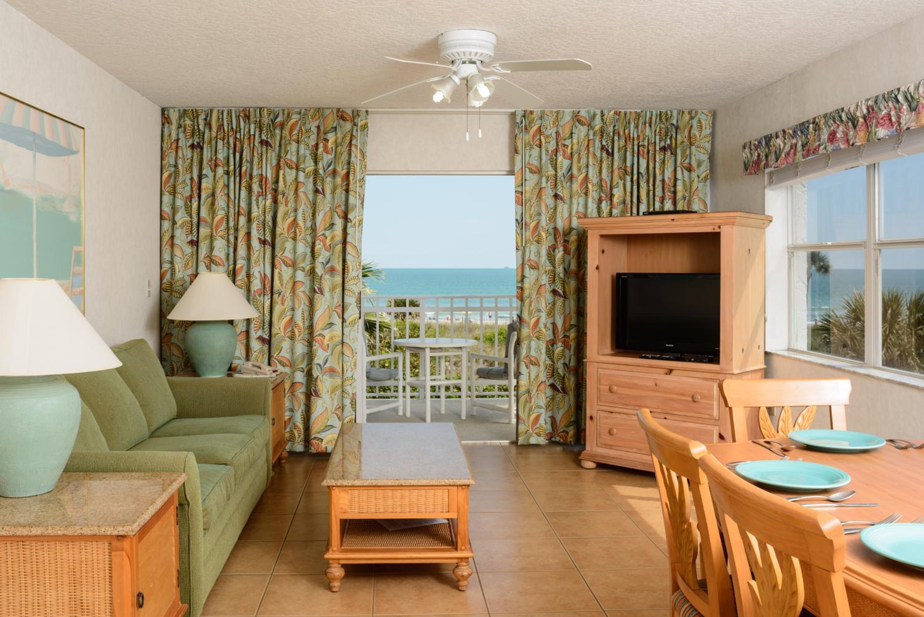 Discovery Beach Resort