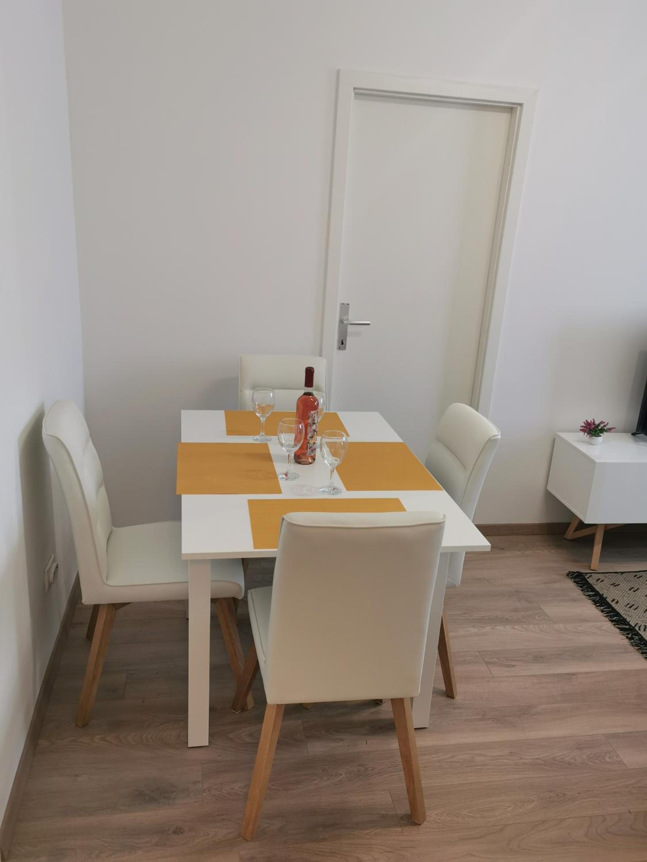 Apartment Tajchi, 5 min from Rixos Beach