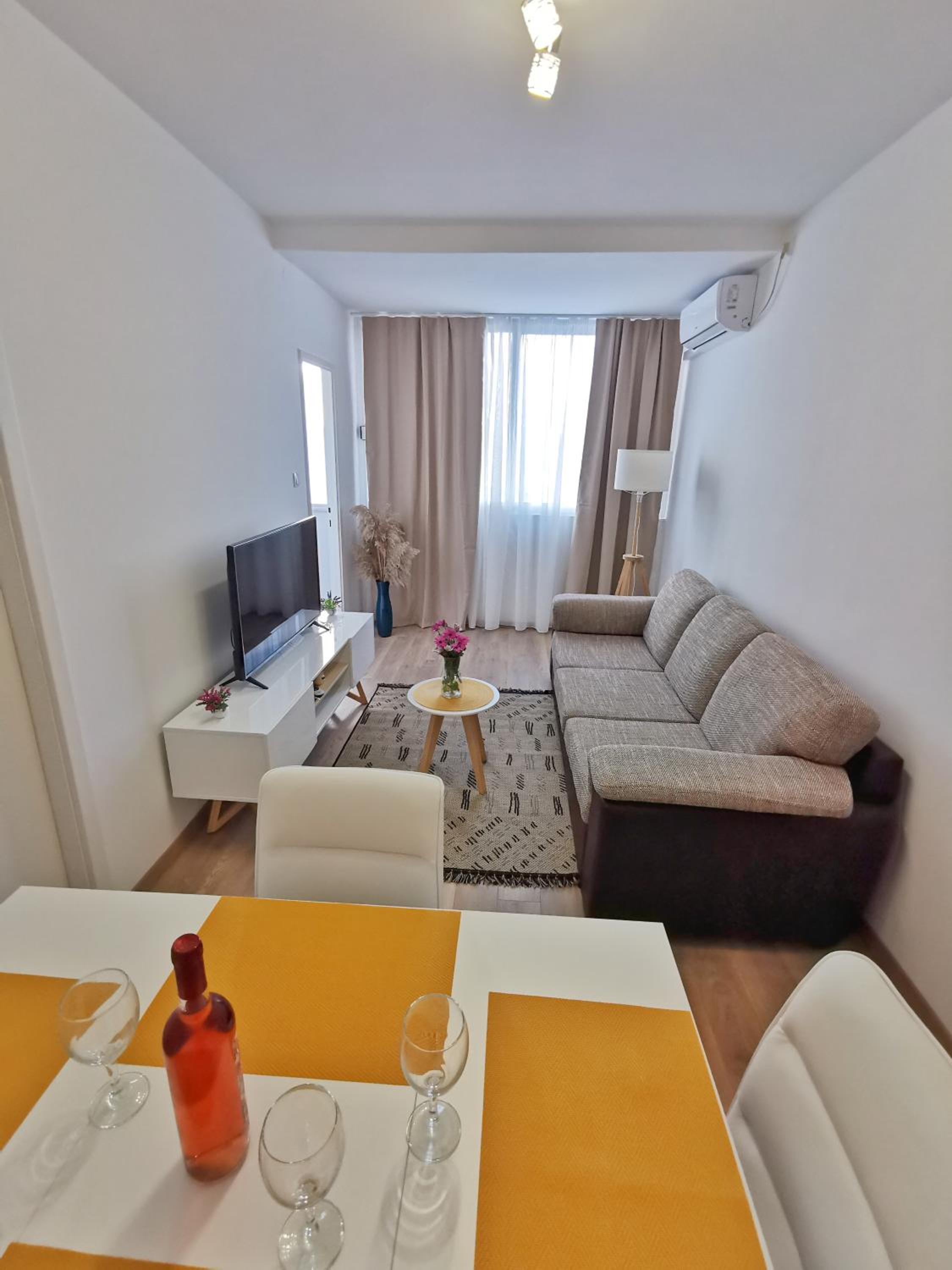Apartment Tajchi, 5 min from Rixos Beach