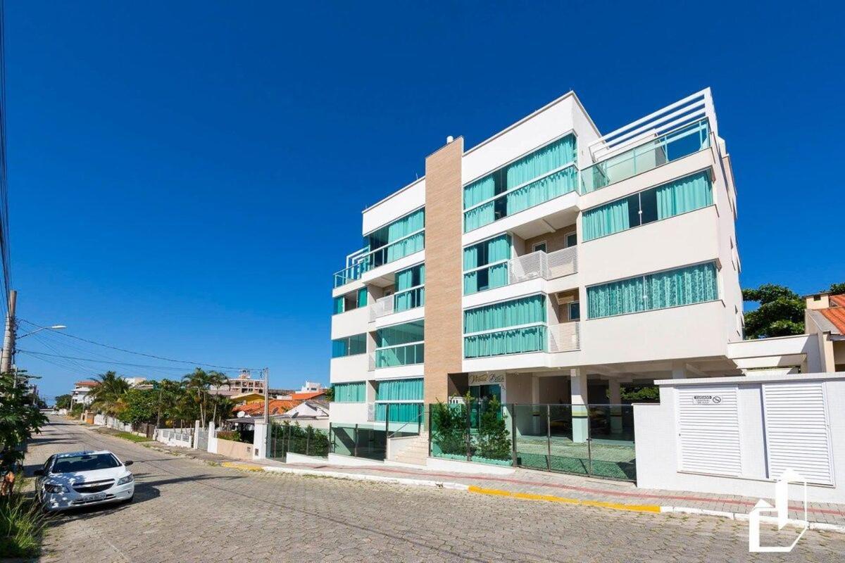 Cobertura duplex com piscina e 03 suítes
