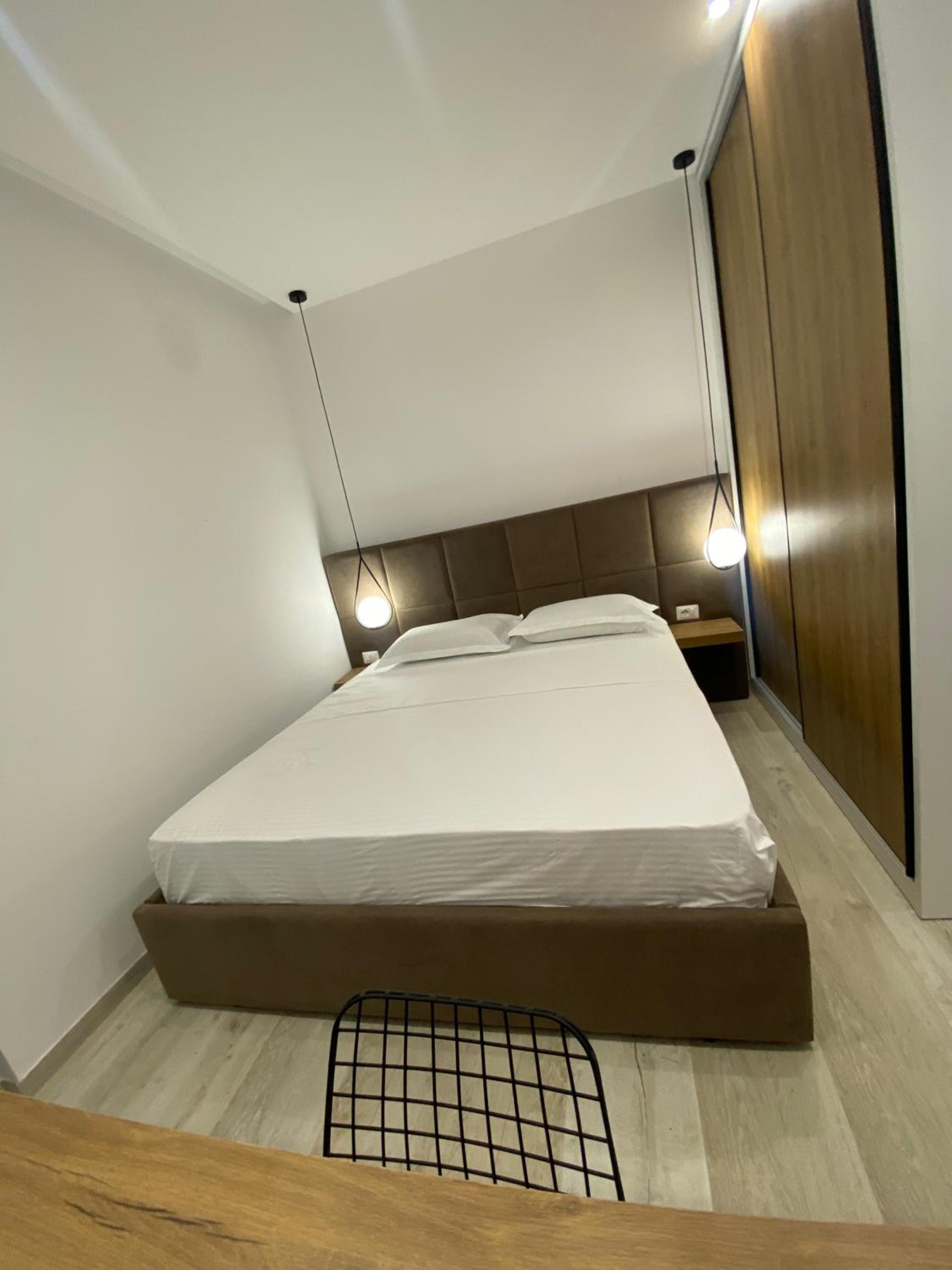 White Beach Villa 2 - Luxury