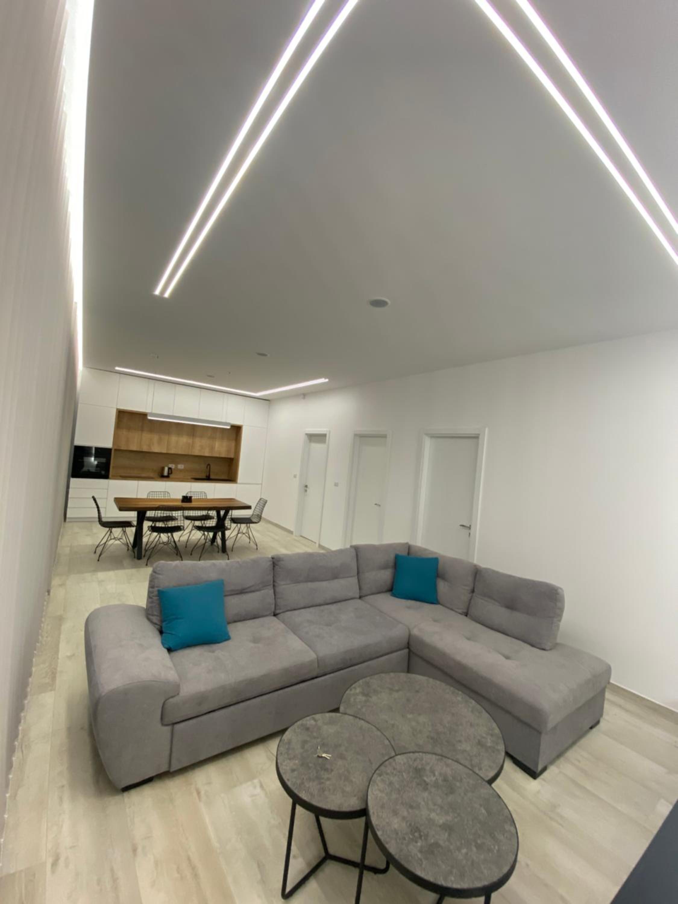 White Beach Villa 2 - Luxury