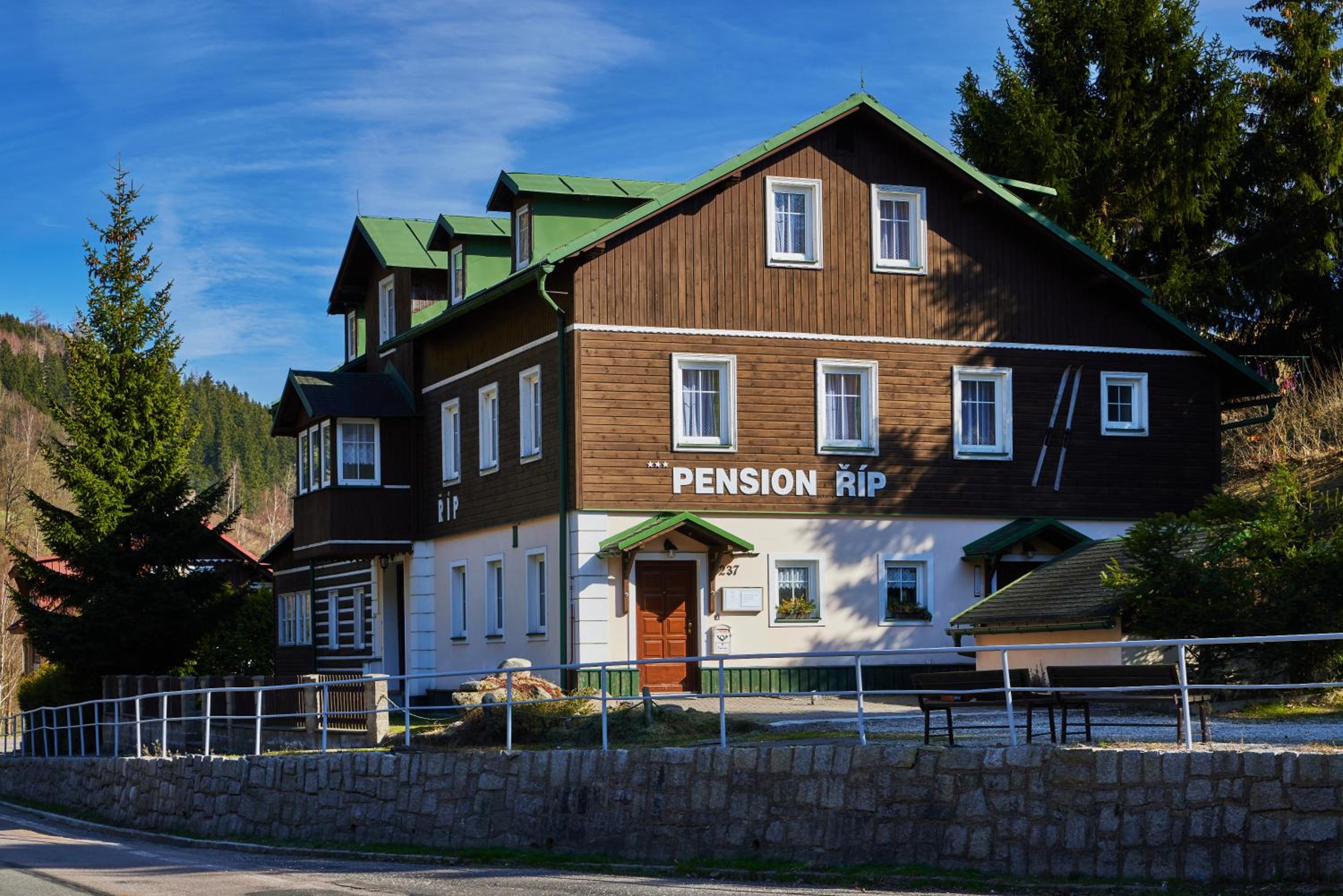 Pension Říp