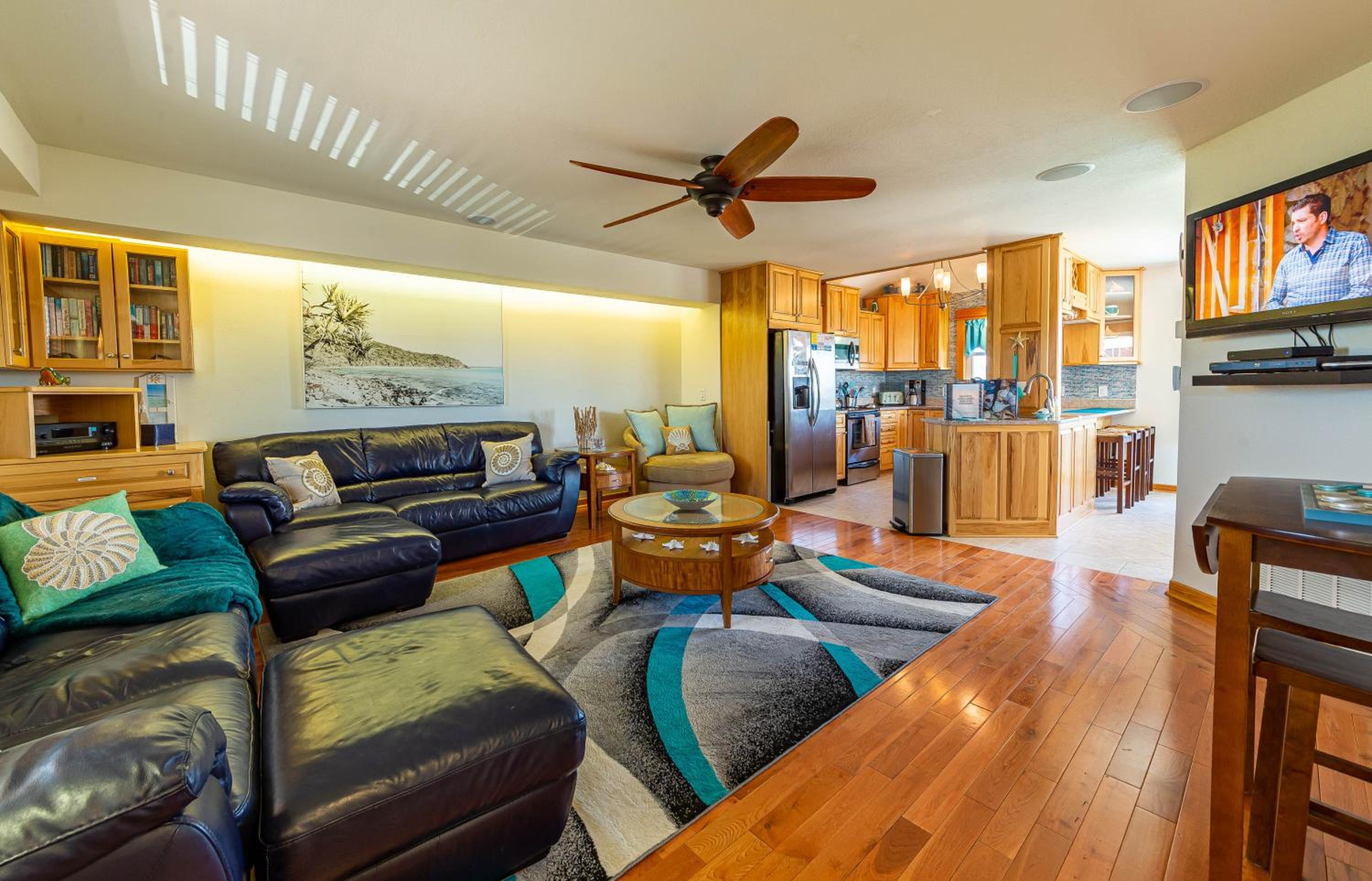 Everybody Loves...Sand, Sun & Fun - KDH MP 5.5, Ocean View, 100 Yds to Beach, Pool, Fire Pit, Flex Stays