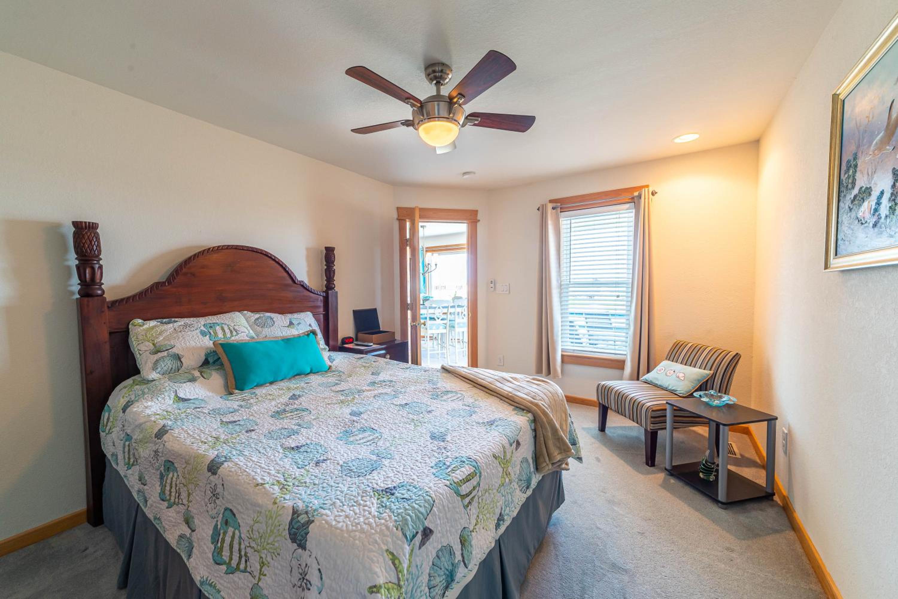 Everybody Loves...Sand, Sun & Fun - KDH MP 5.5, Ocean View, 100 Yds to Beach, Pool, Fire Pit, Flex Stays