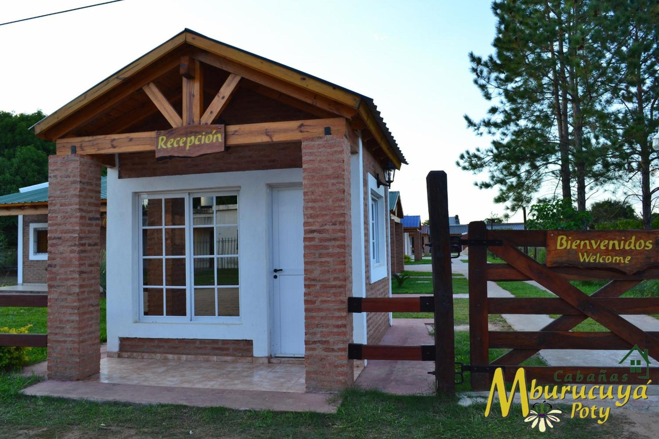 Cabañas Mburucuyá Poty