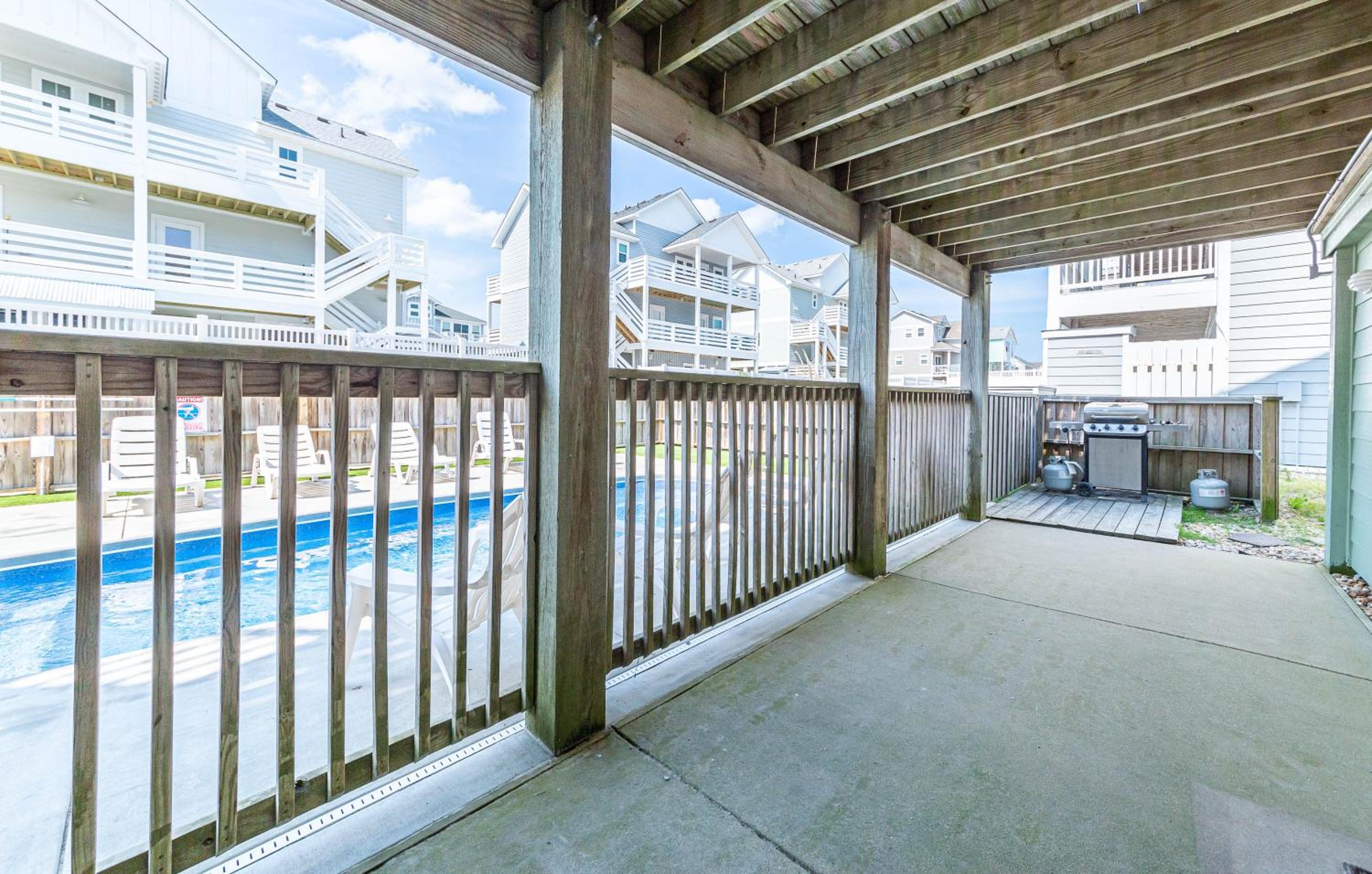 Carolina Getaway - Corolla, Ocean Sands, 150 Yds to Beach, Pool, Hot Tub, Pool Table, Arcade Game