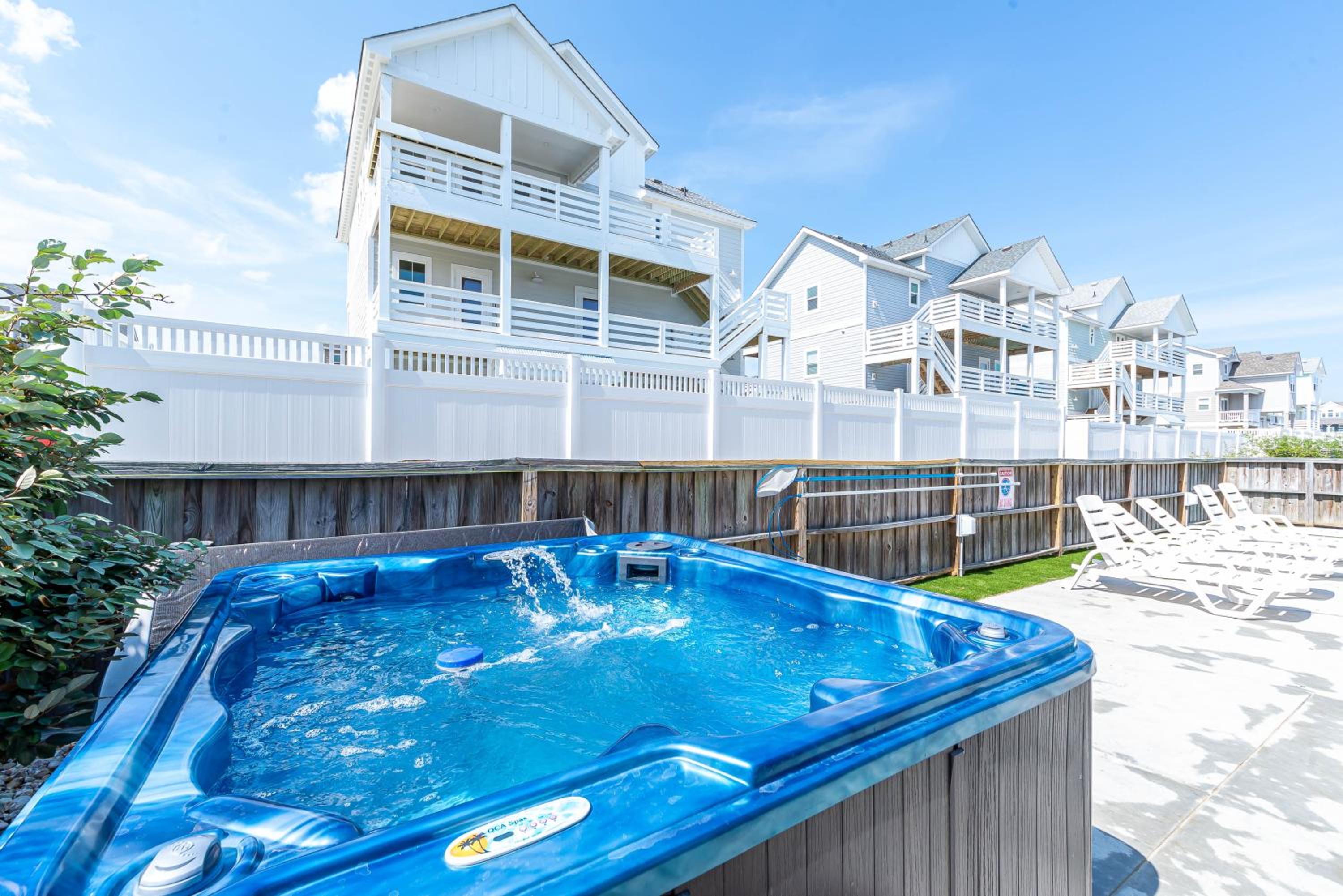 Carolina Getaway - Corolla, Ocean Sands, 150 Yds to Beach, Pool, Hot Tub, Pool Table, Arcade Game